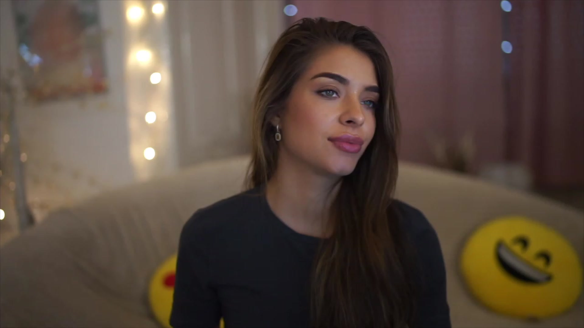 Gallery image thumbnail from Autumn_Falls's myfreecams stream on, 05/03/2023, 13:48 image 7 of 20
