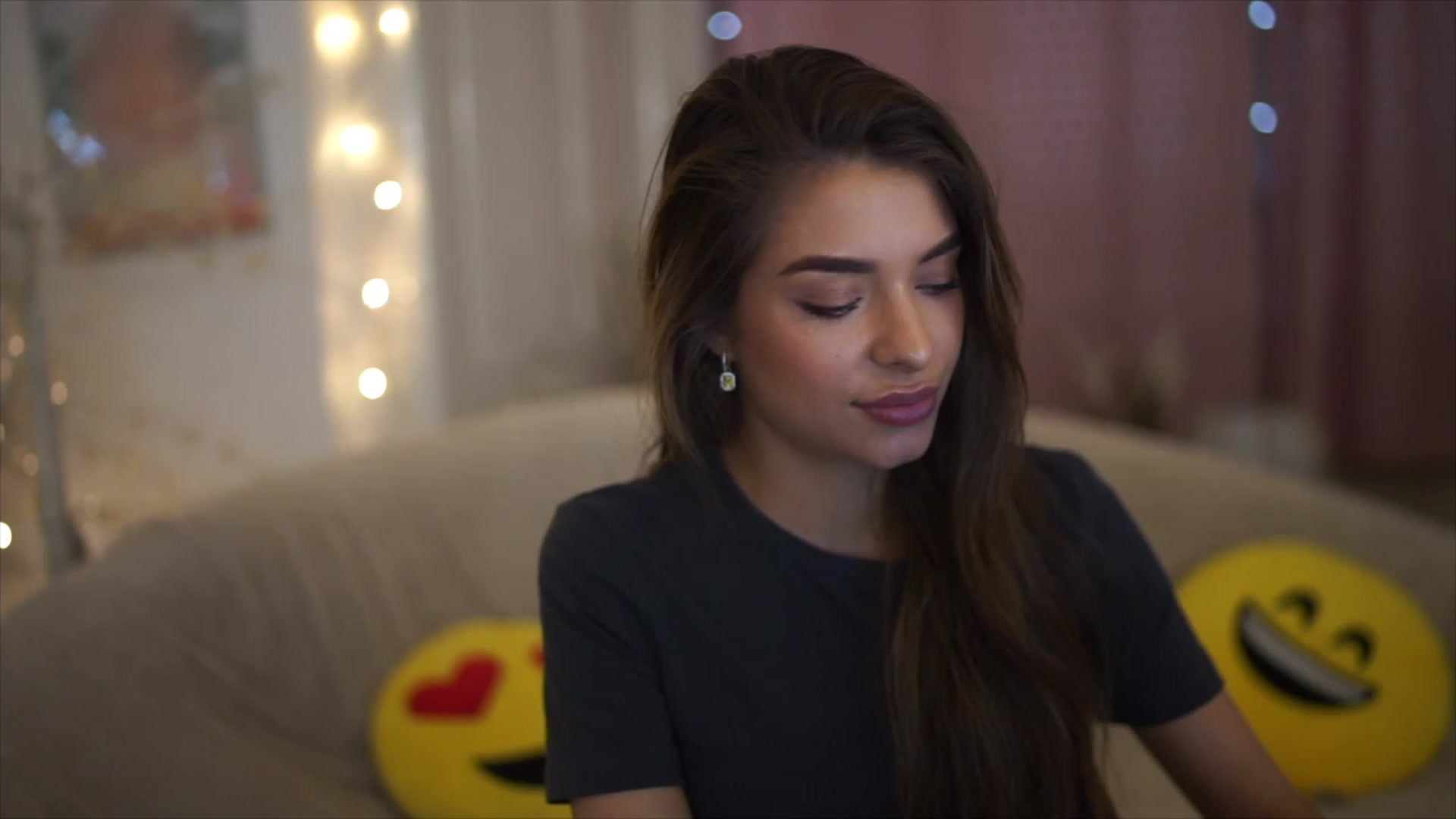 Gallery image thumbnail from Autumn_Falls's myfreecams stream on, 05/03/2023, 13:48 image 6 of 20