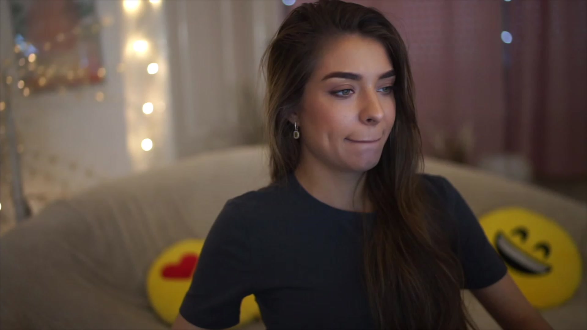 Gallery image thumbnail from Autumn_Falls's myfreecams stream on, 05/03/2023, 13:48 image 3 of 20