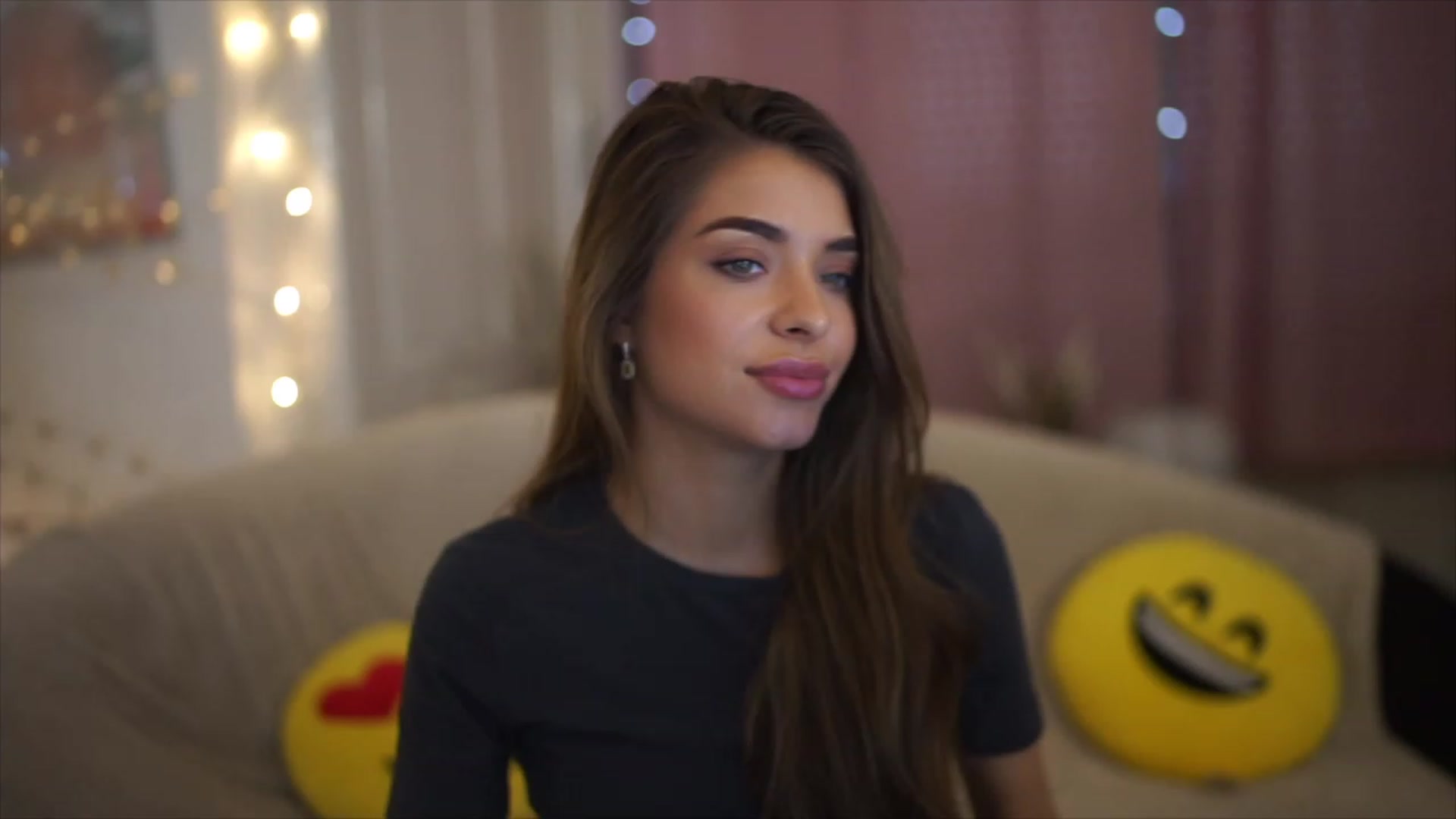 Gallery image thumbnail from Autumn_Falls's myfreecams stream on, 05/03/2023, 13:48 image 17 of 20