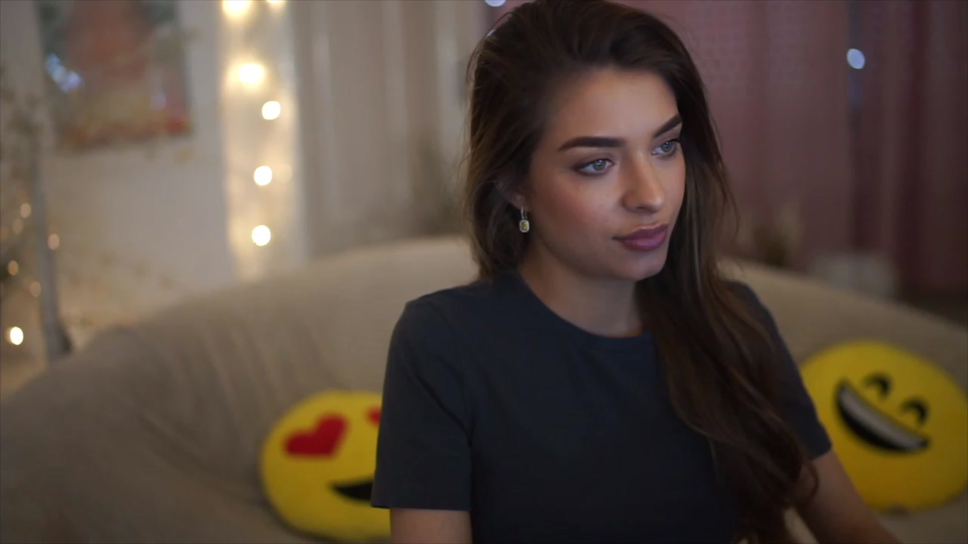 Gallery image thumbnail from Autumn_Falls's myfreecams stream on, 05/03/2023, 13:48 image 1 of 20
