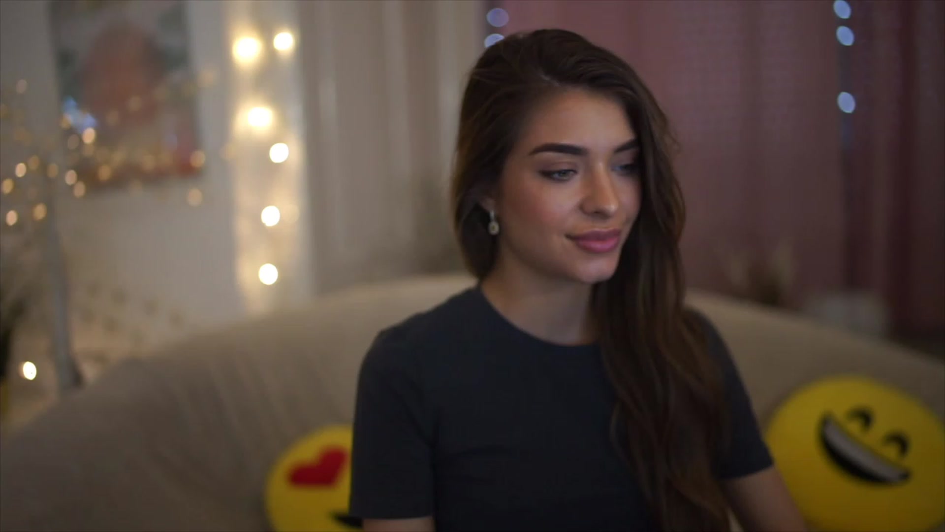 Gallery image thumbnail from Autumn_Falls's myfreecams stream on, 05/03/2023, 13:48 image 18 of 20