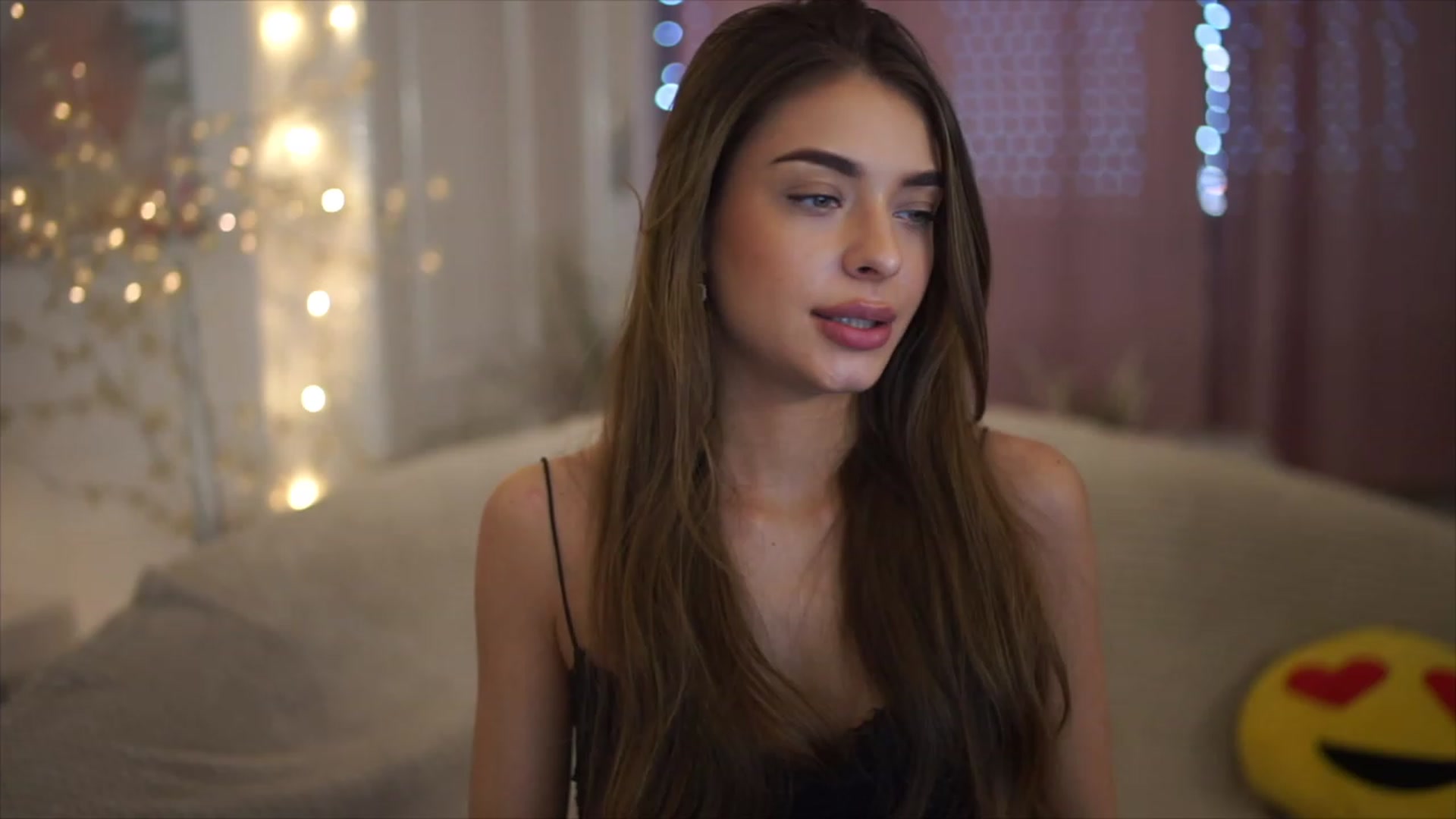 Gallery image thumbnail from Autumn_Falls's myfreecams stream on, 05/08/2023, 13:42 image 13 of 20