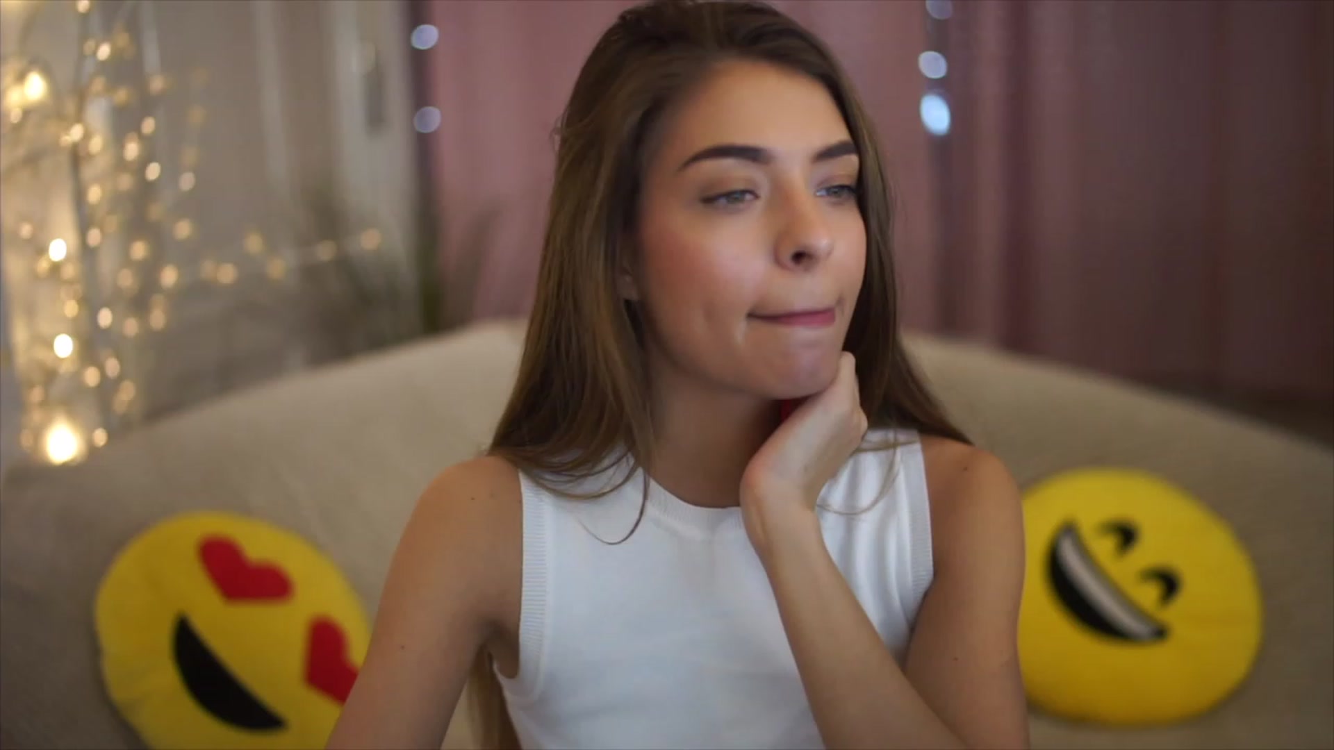 Gallery image thumbnail from Autumn_Falls's myfreecams stream on, 05/15/2023, 15:24 image 1 of 20