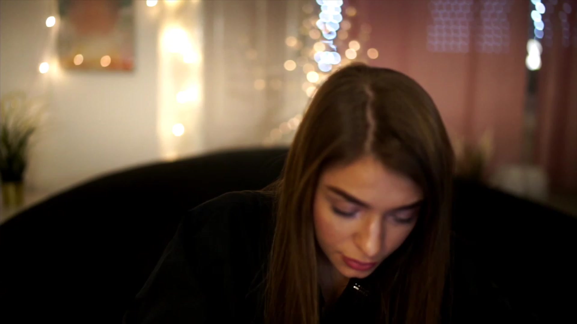 Gallery image thumbnail from Autumn_Falls's myfreecams stream on, 06/01/2023, 13:48 image 20 of 20