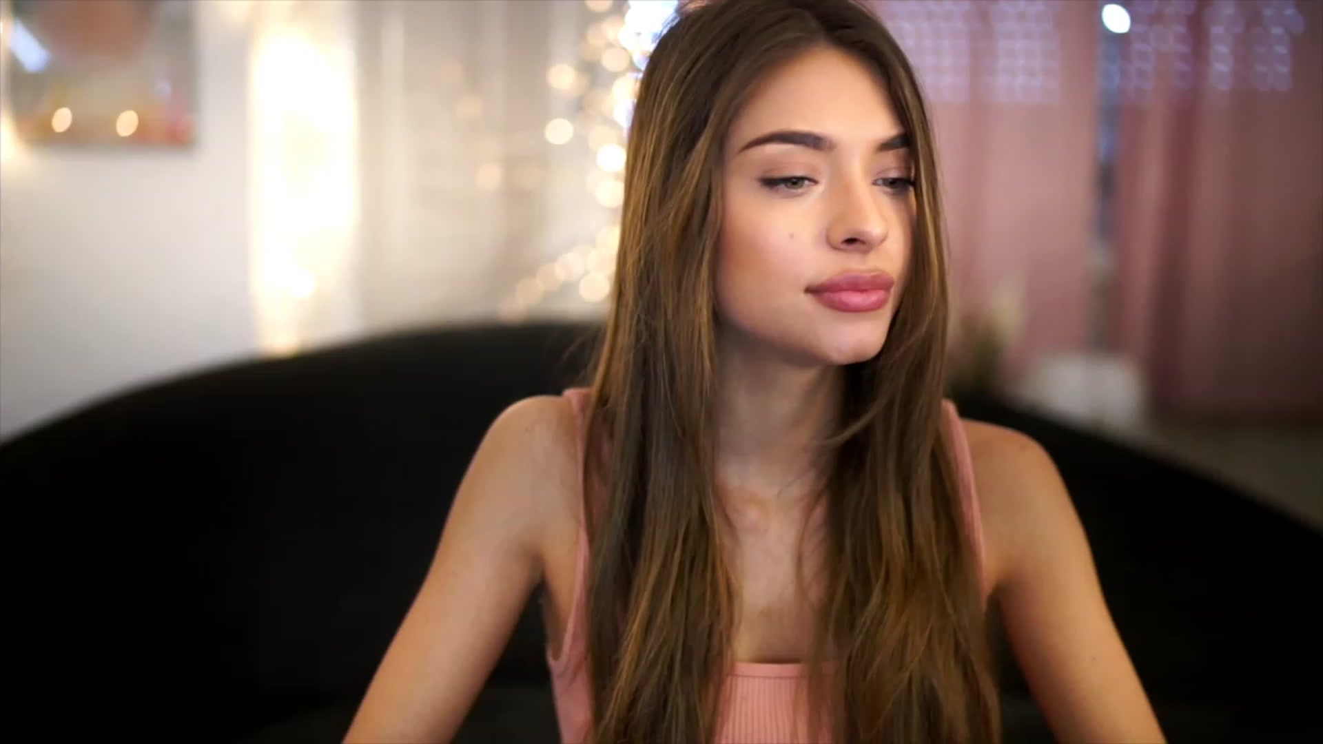 Gallery image thumbnail from Autumn_Falls's myfreecams stream on, 06/03/2023, 13:31 image 10 of 20