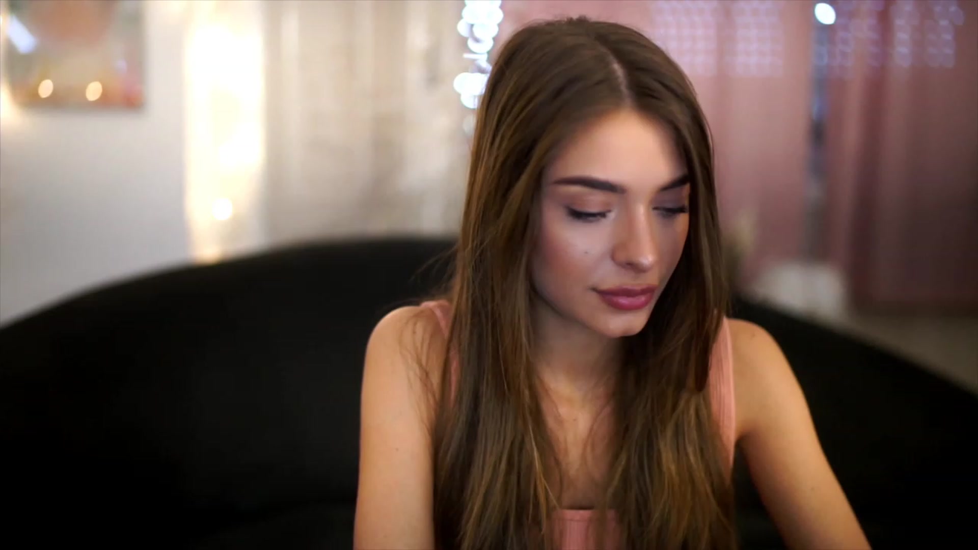Gallery image thumbnail from Autumn_Falls's myfreecams stream on, 06/03/2023, 13:31 image 17 of 20