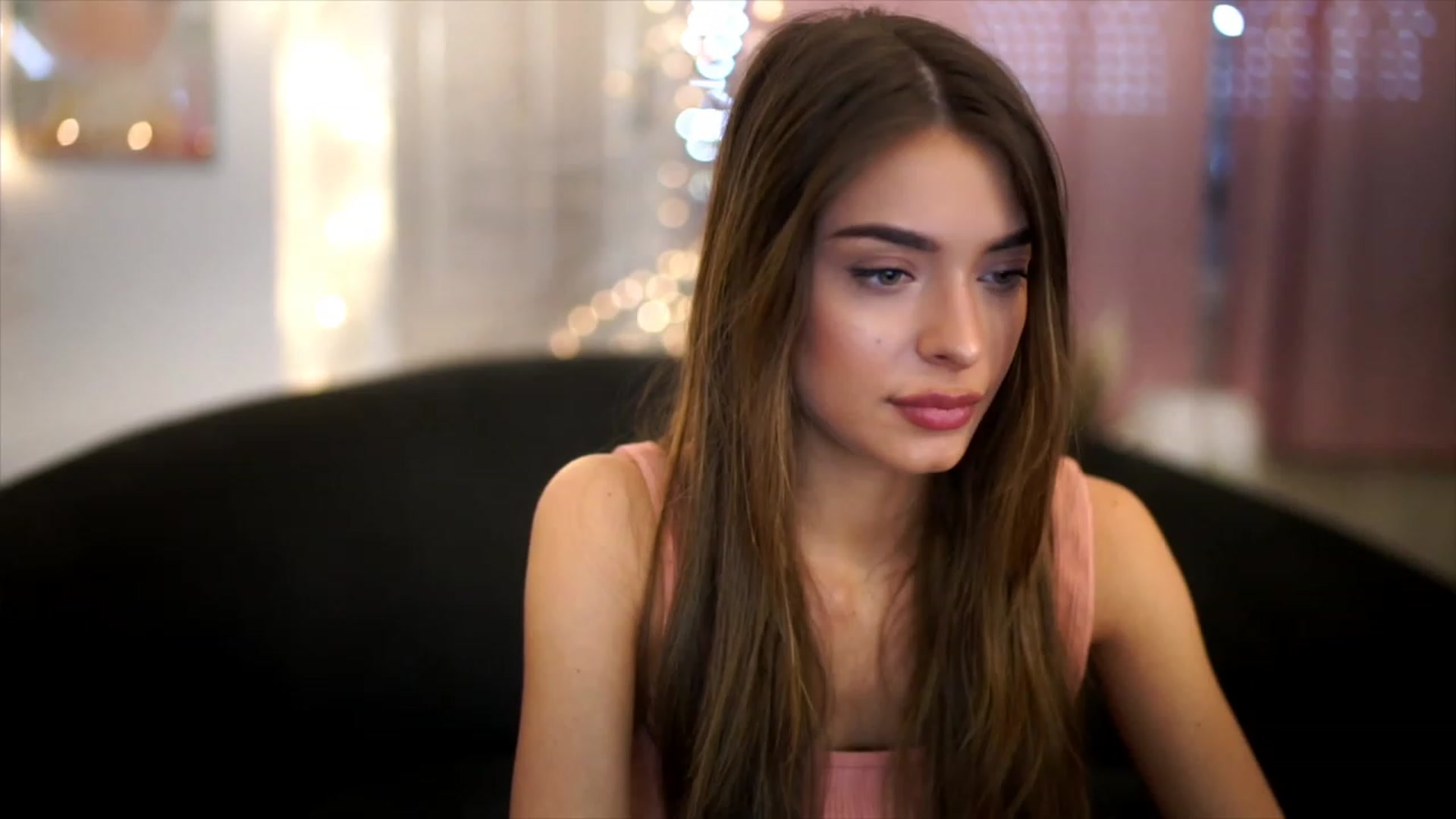 Gallery image thumbnail from Autumn_Falls's myfreecams stream on, 06/03/2023, 13:31 image 12 of 20