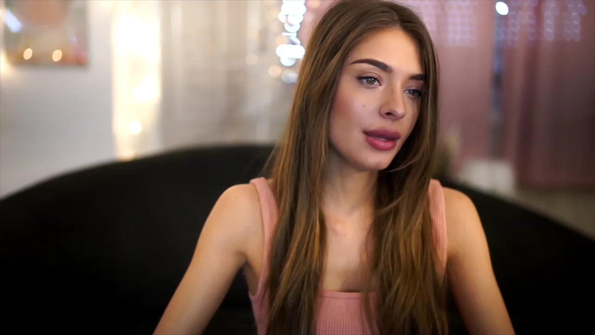Gallery image thumbnail from Autumn_Falls's myfreecams stream on, 06/03/2023, 13:31 image 6 of 20