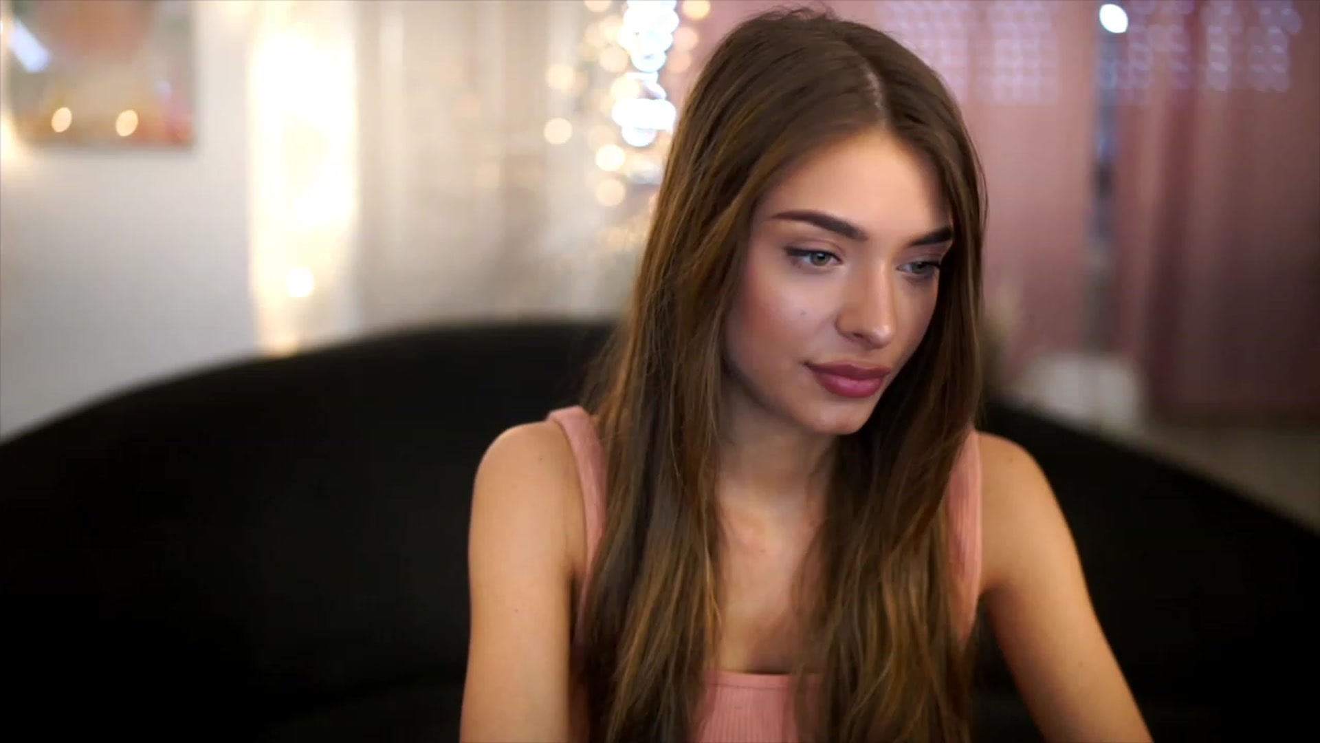 Gallery image thumbnail from Autumn_Falls's myfreecams stream on, 06/03/2023, 13:31 image 8 of 20