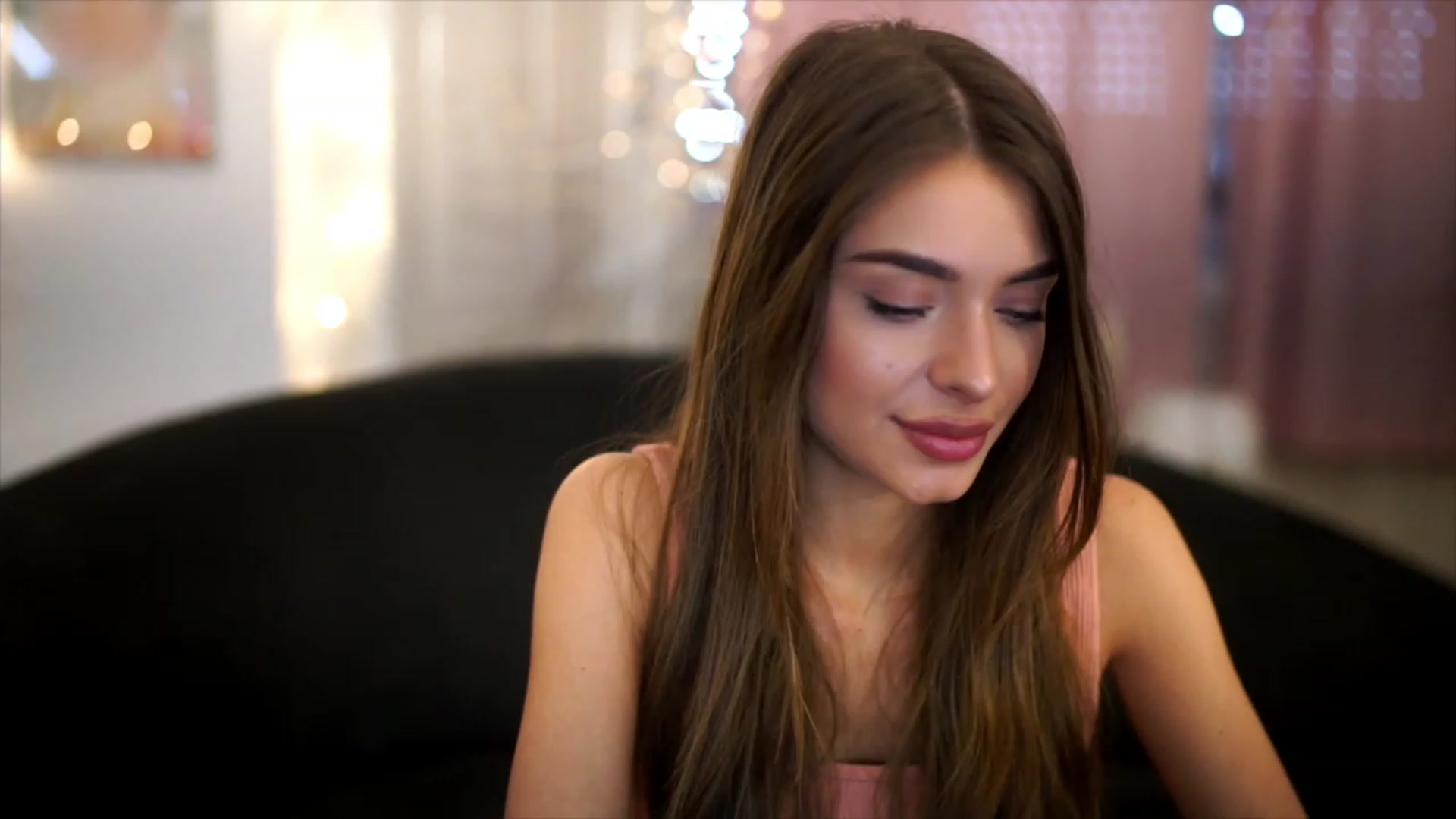 Gallery image thumbnail from Autumn_Falls's myfreecams stream on, 06/03/2023, 13:31 image 16 of 20