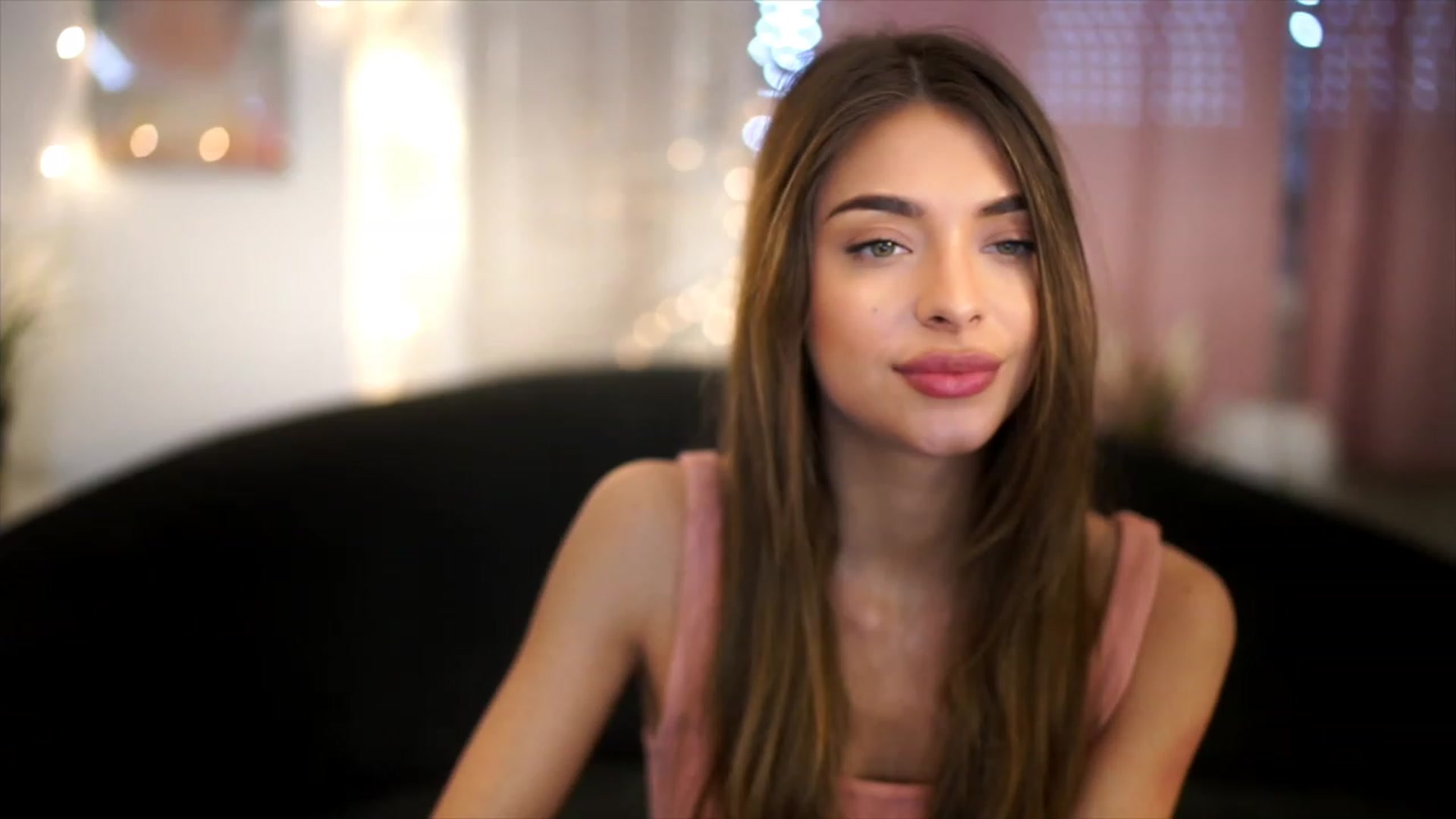 Gallery image thumbnail from Autumn_Falls's myfreecams stream on, 06/03/2023, 13:56 image 7 of 20