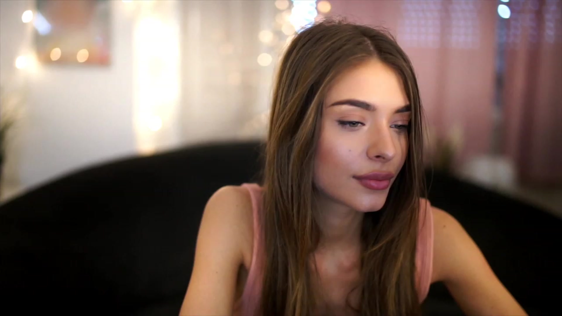 Gallery image thumbnail from Autumn_Falls's myfreecams stream on, 06/03/2023, 13:56 image 20 of 20