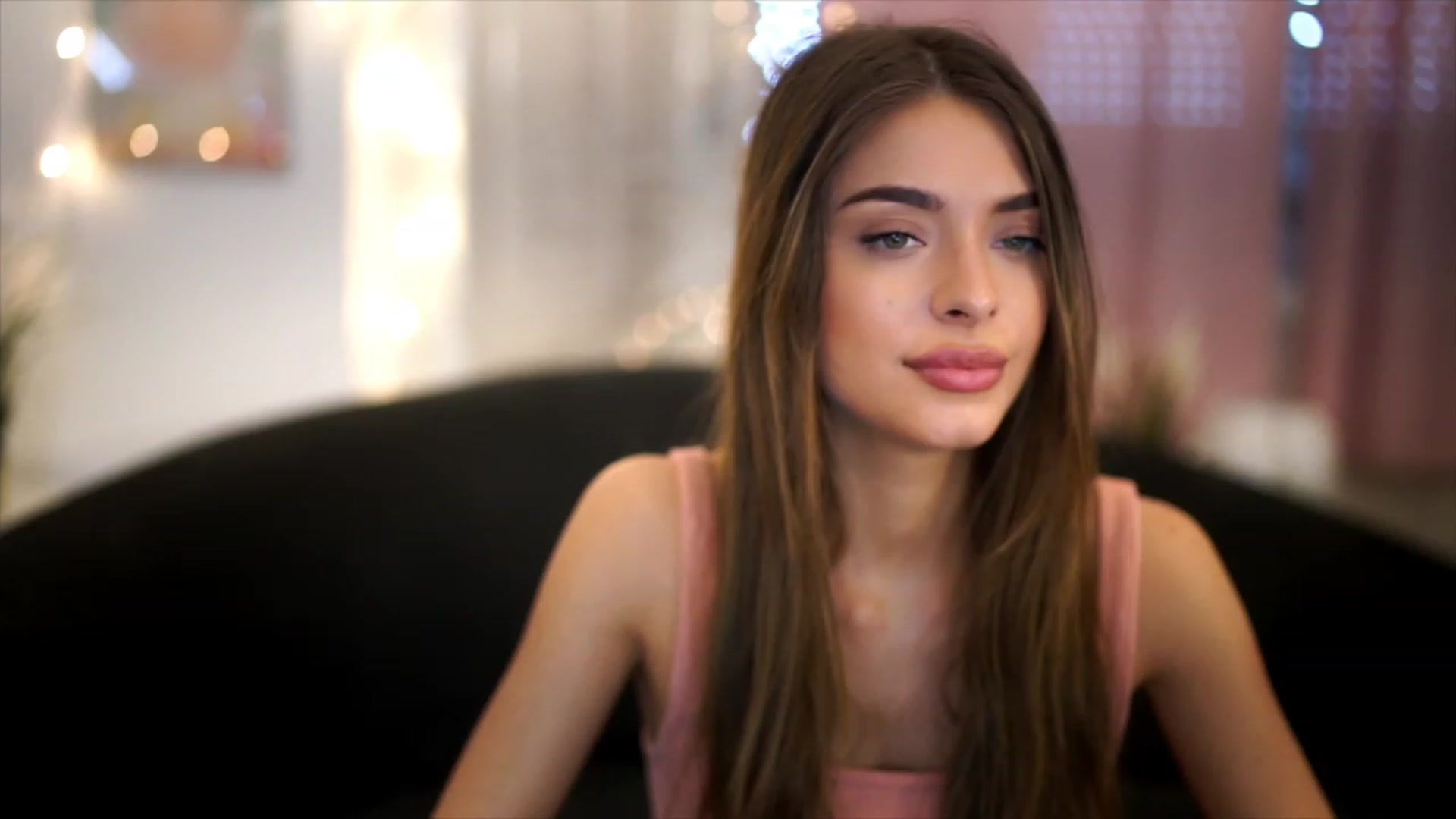Gallery image thumbnail from Autumn_Falls's myfreecams stream on, 06/03/2023, 13:56 image 12 of 20