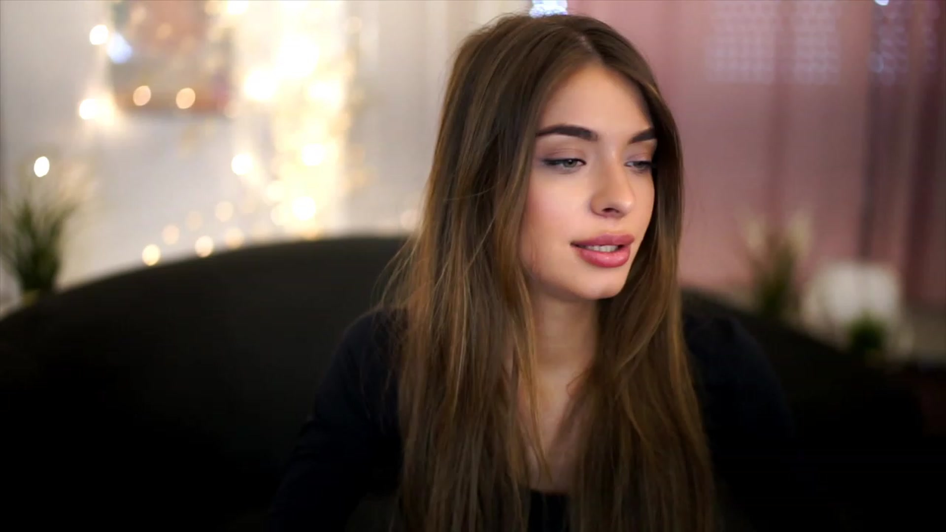 Gallery image thumbnail from Autumn_Falls's myfreecams stream on, 06/04/2023, 14:33 image 15 of 20