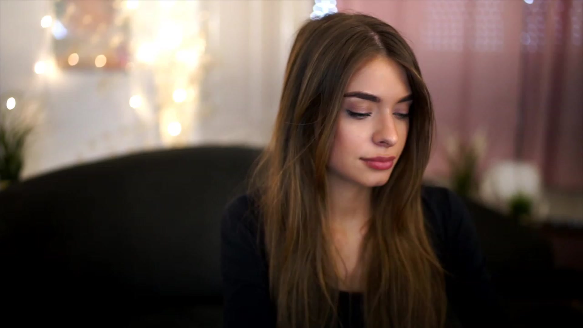 Gallery image thumbnail from Autumn_Falls's myfreecams stream on, 06/04/2023, 14:33 image 14 of 20