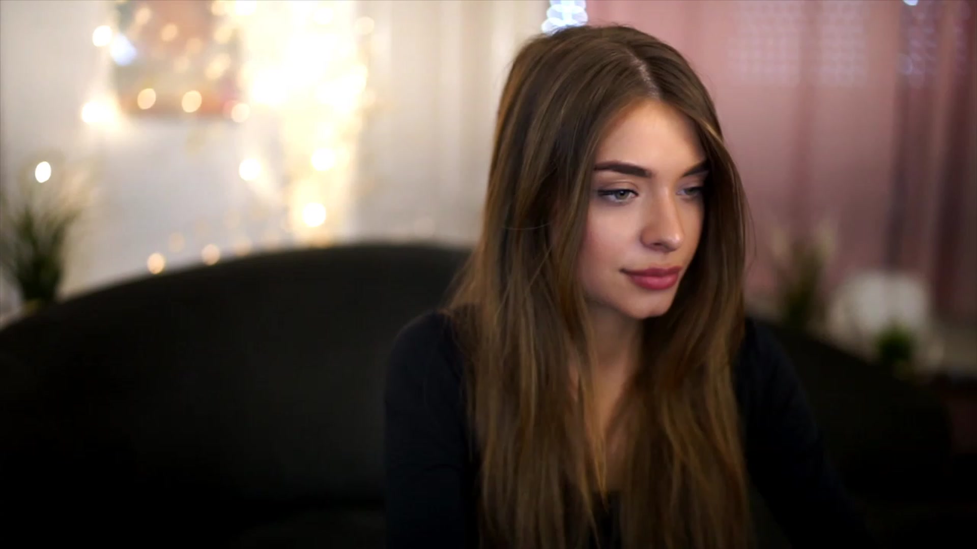 Gallery image thumbnail from Autumn_Falls's myfreecams stream on, 06/04/2023, 14:33 image 19 of 20