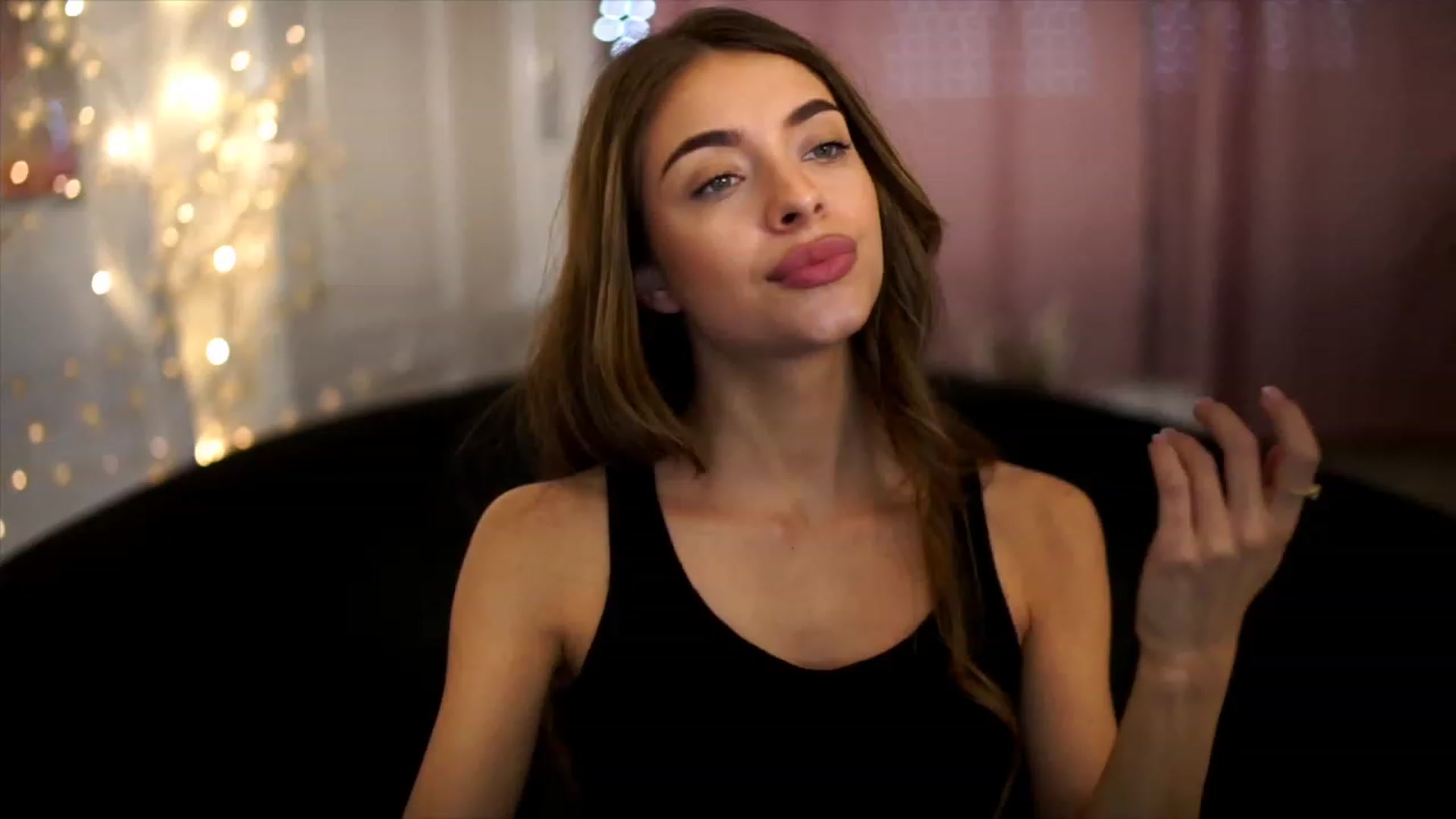 Gallery image thumbnail from Autumn_Falls's myfreecams stream on, 06/05/2023, 15:28 image 17 of 20