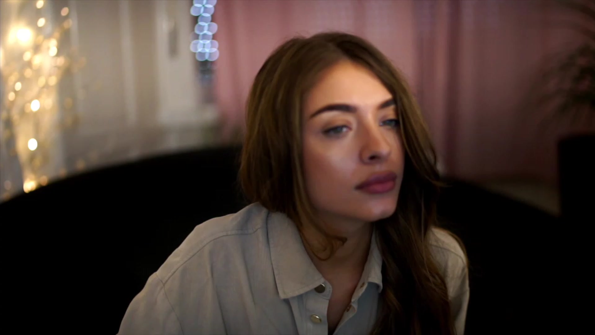 Gallery image thumbnail from Autumn_Falls's myfreecams stream on, 06/05/2023, 16:12 image 18 of 20