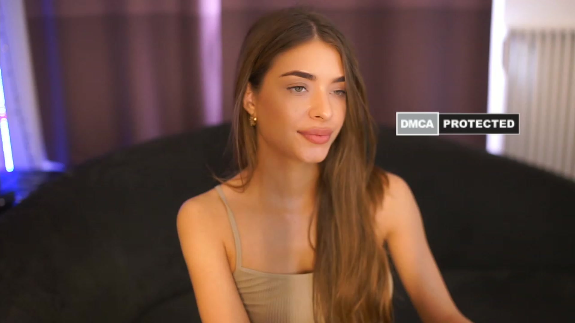 Gallery image thumbnail from Autumn_Falls's myfreecams stream on, 06/08/2023, 13:59 image 16 of 20