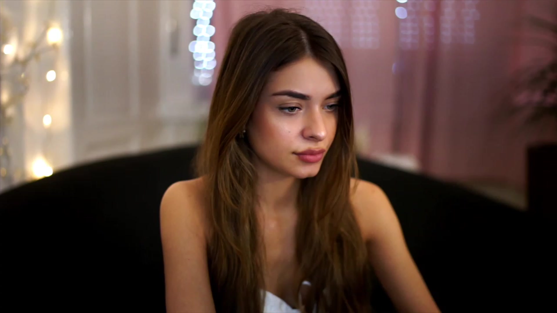 Gallery image thumbnail from Autumn_Falls's myfreecams stream on, 06/09/2023, 14:06 image 7 of 20