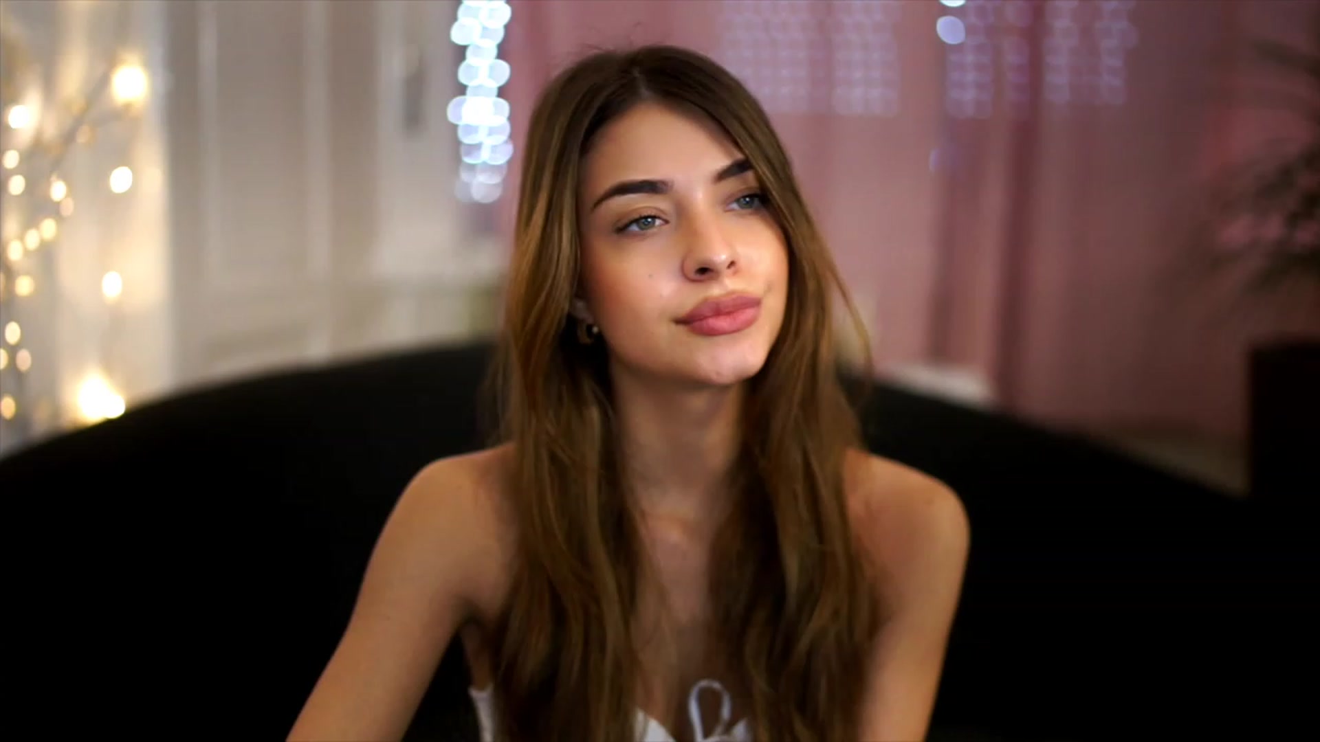 Gallery image thumbnail from Autumn_Falls's myfreecams stream on, 06/09/2023, 14:06 image 18 of 20
