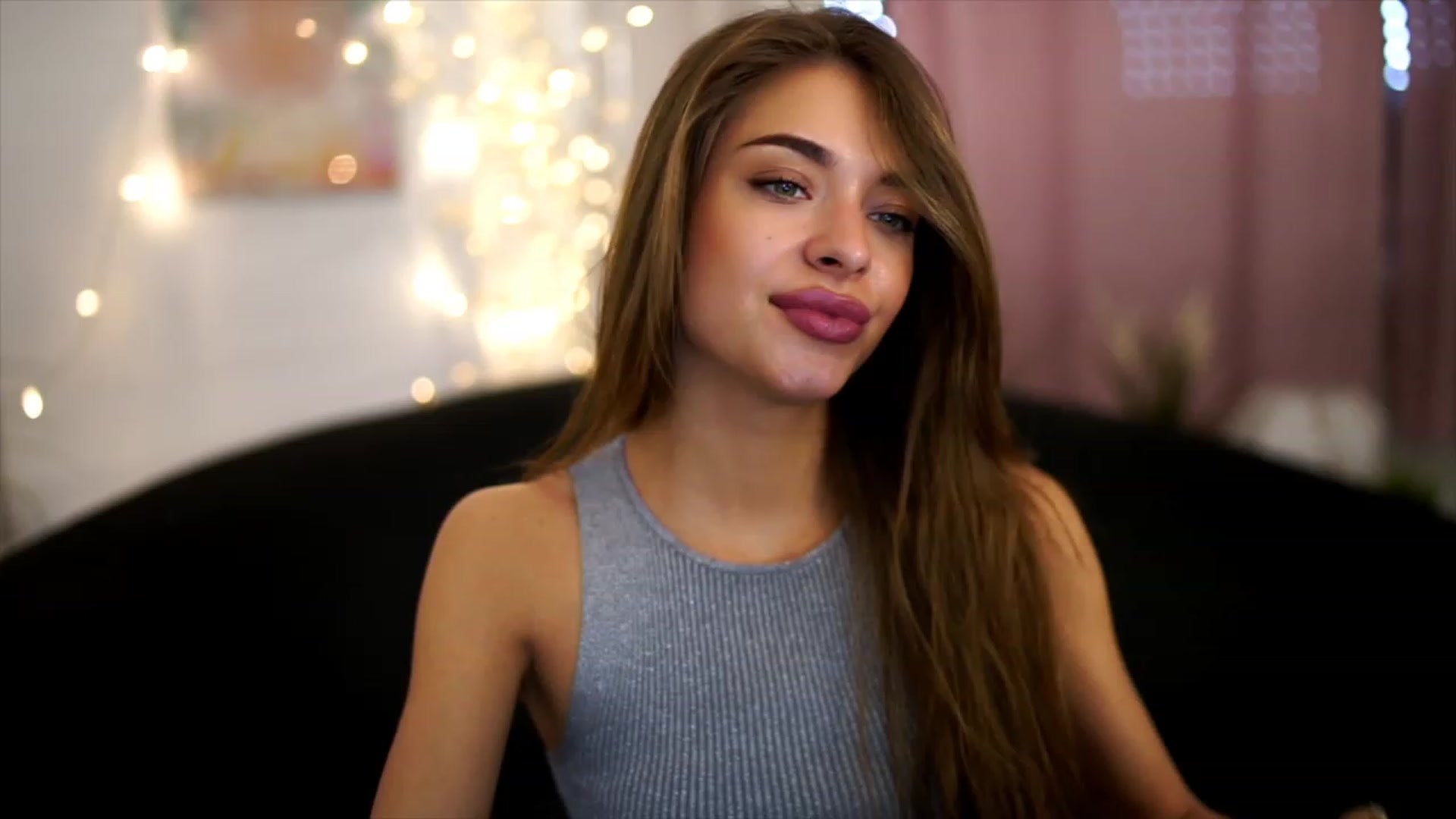 Gallery image thumbnail from Autumn_Falls's myfreecams stream on, 06/19/2023, 13:17 image 11 of 20