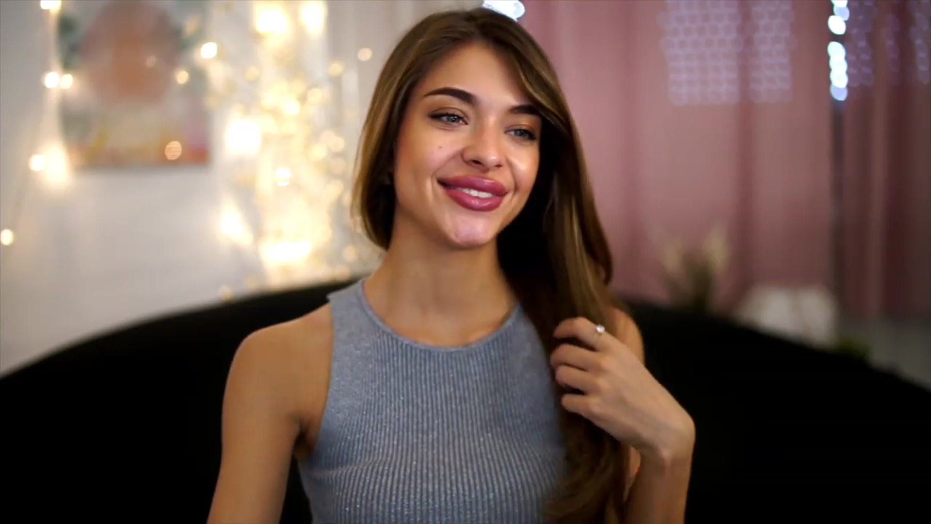 Gallery image thumbnail from Autumn_Falls's myfreecams stream on, 06/19/2023, 13:17 image 19 of 20
