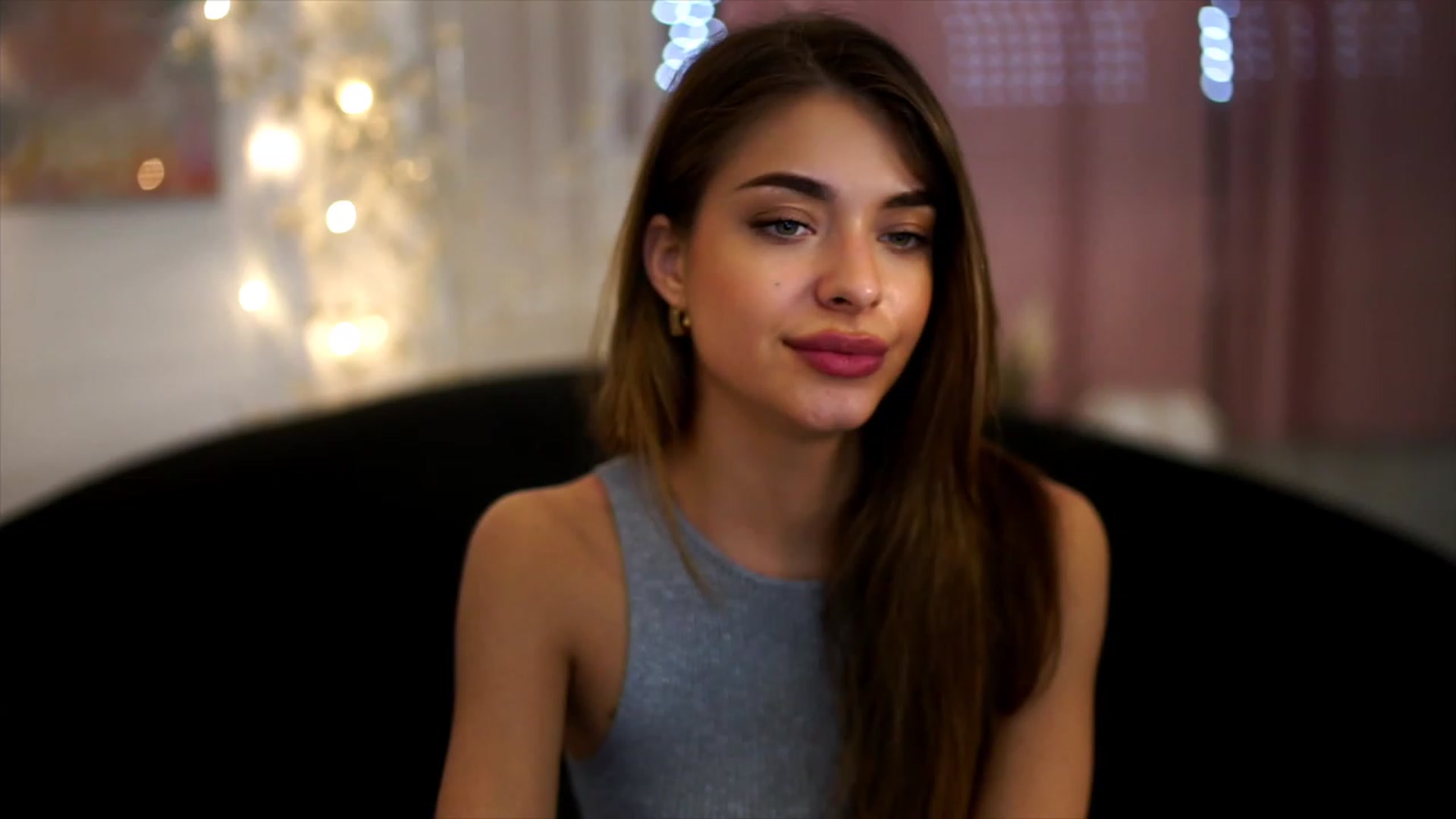 Gallery image thumbnail from Autumn_Falls's myfreecams stream on, 06/19/2023, 15:03 image 10 of 20