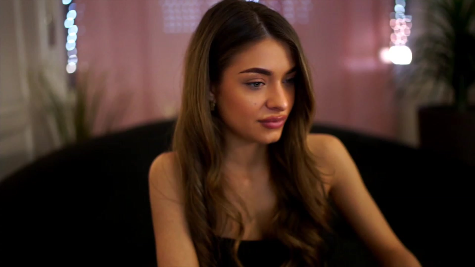 Gallery image thumbnail from Autumn_Falls's myfreecams stream on, 06/20/2023, 14:27 image 5 of 20