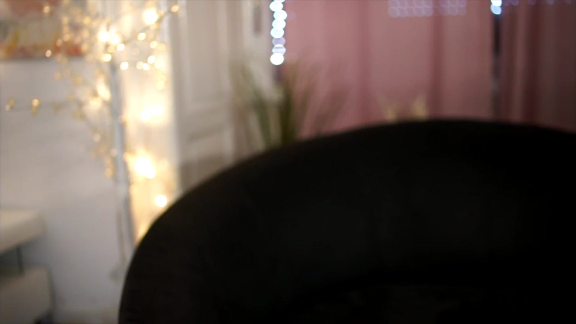Gallery image thumbnail from Autumn_Falls's myfreecams stream on, 06/20/2023, 15:29 image 9 of 20