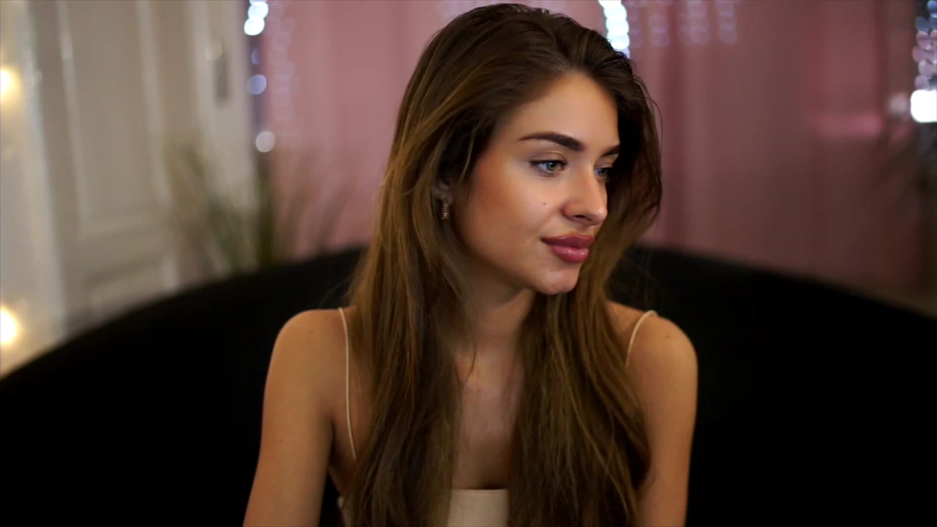 Gallery image thumbnail from Autumn_Falls's myfreecams stream on, 06/26/2023, 14:23 image 8 of 20