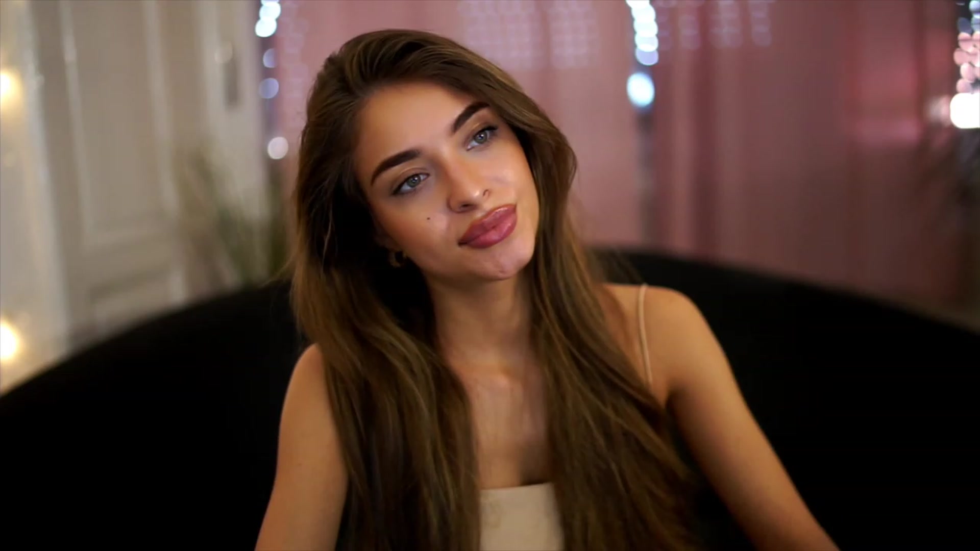Gallery image thumbnail from Autumn_Falls's myfreecams stream on, 06/26/2023, 14:23 image 11 of 20