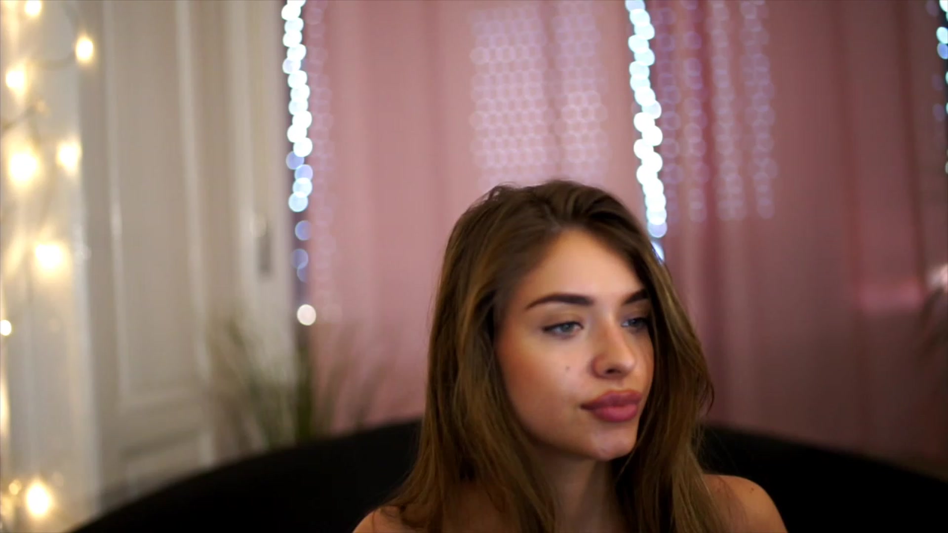 Gallery image thumbnail from Autumn_Falls's myfreecams stream on, 06/26/2023, 16:01 image 20 of 20