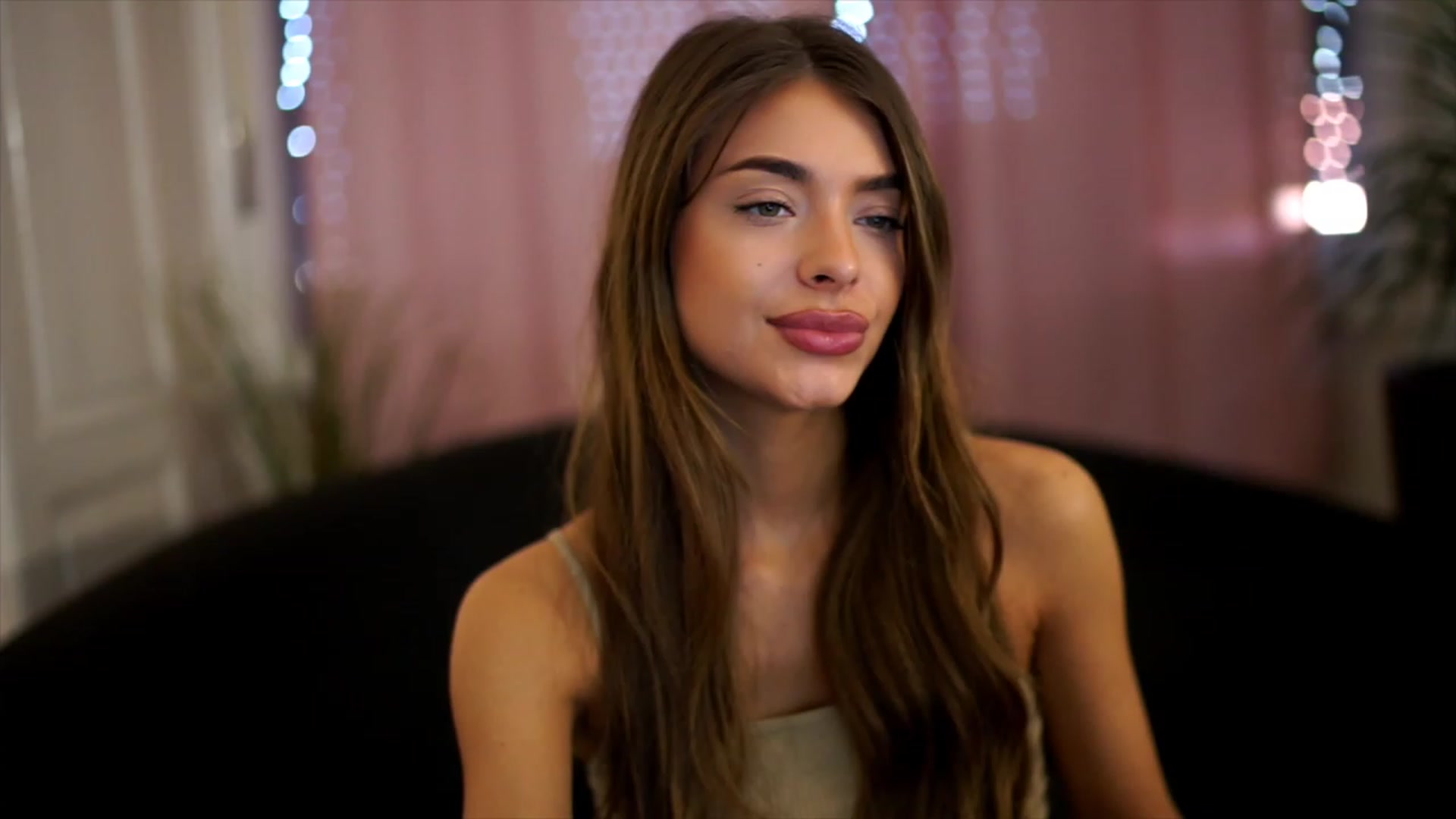 Gallery image thumbnail from Autumn_Falls's myfreecams stream on, 06/30/2023, 15:24 image 8 of 20