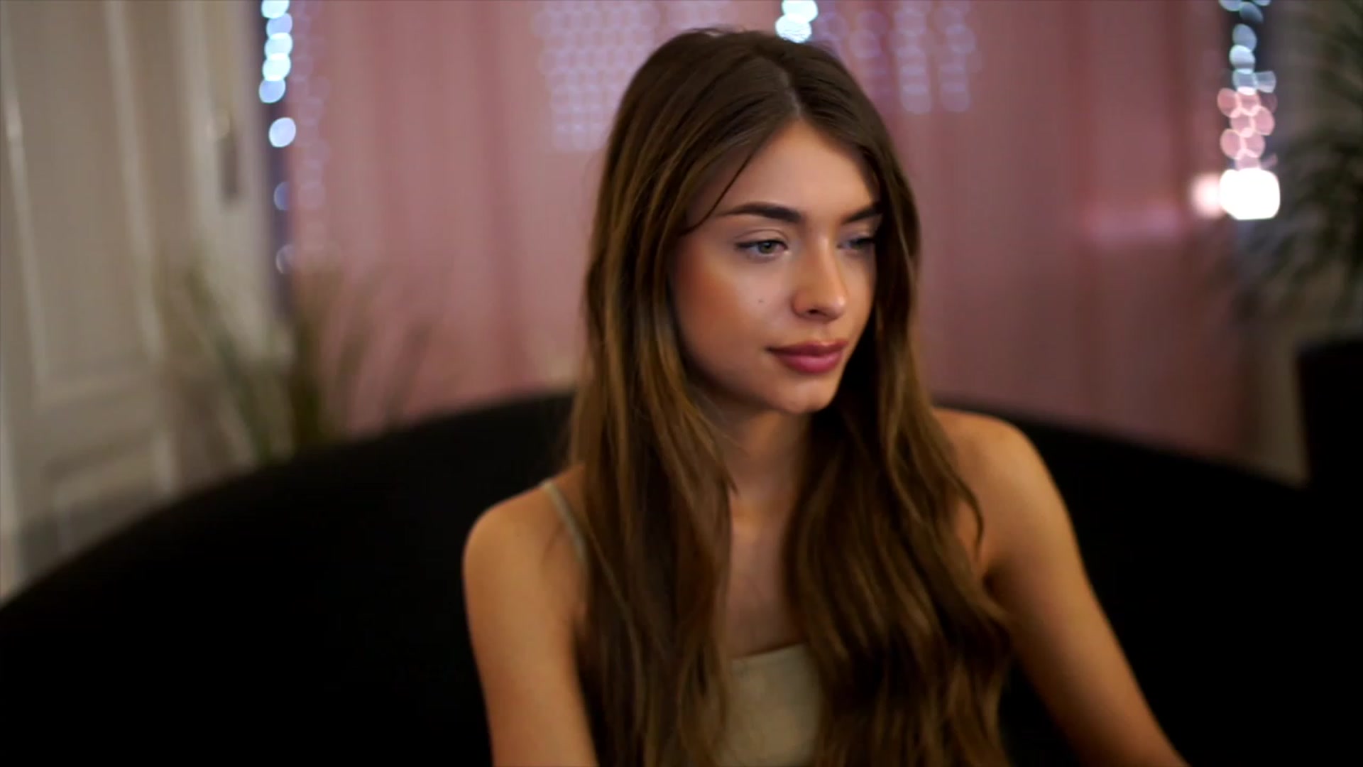 Gallery image thumbnail from Autumn_Falls's myfreecams stream on, 06/30/2023, 15:24 image 15 of 20