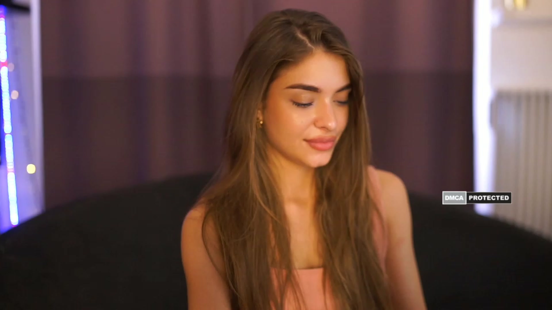 Gallery image thumbnail from Autumn_Falls's myfreecams stream on, 07/10/2023, 11:34 image 1 of 20