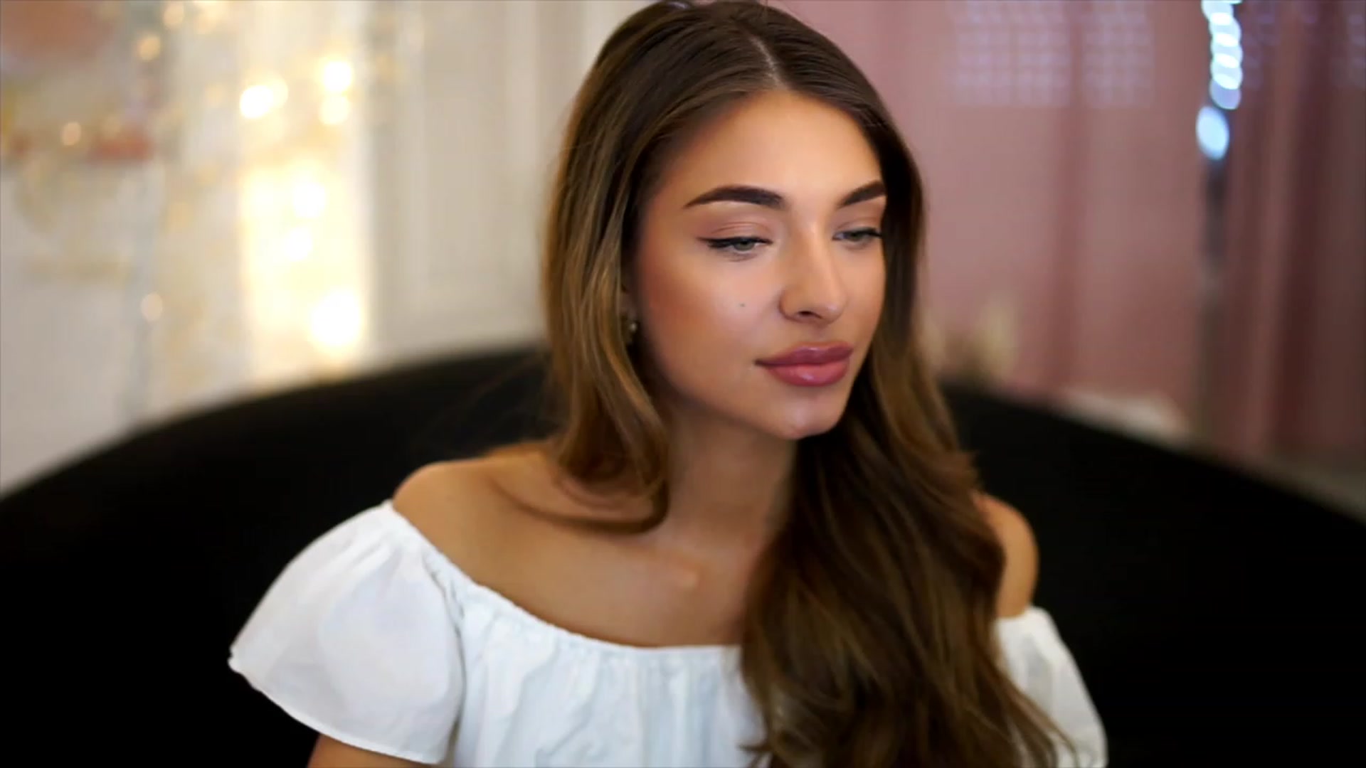 Gallery image thumbnail from Autumn_Falls's myfreecams stream on, 07/11/2023, 16:14 image 17 of 20