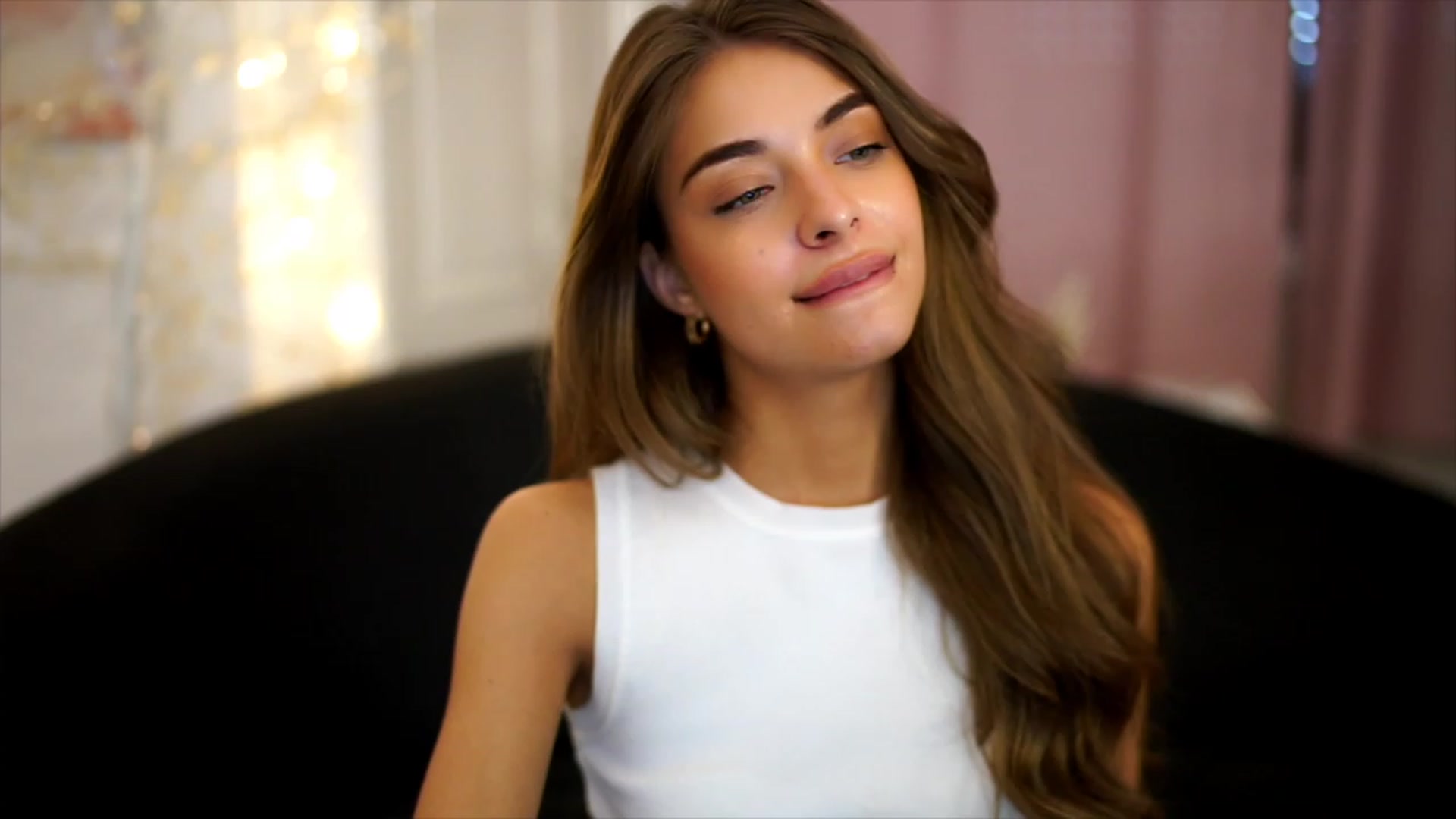 Gallery image thumbnail from Autumn_Falls's myfreecams stream on, 07/12/2023, 17:50 image 5 of 20
