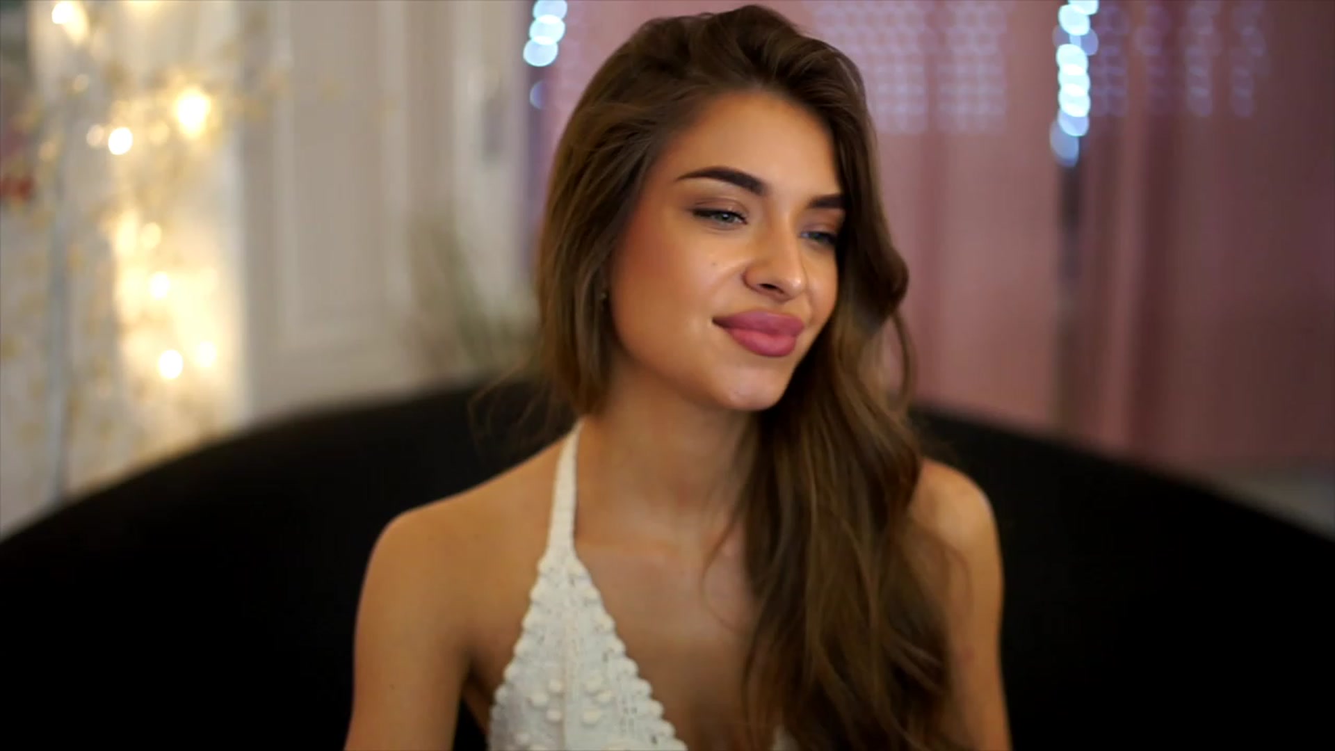 Gallery image thumbnail from Autumn_Falls's myfreecams stream on, 07/15/2023, 15:35 image 4 of 20
