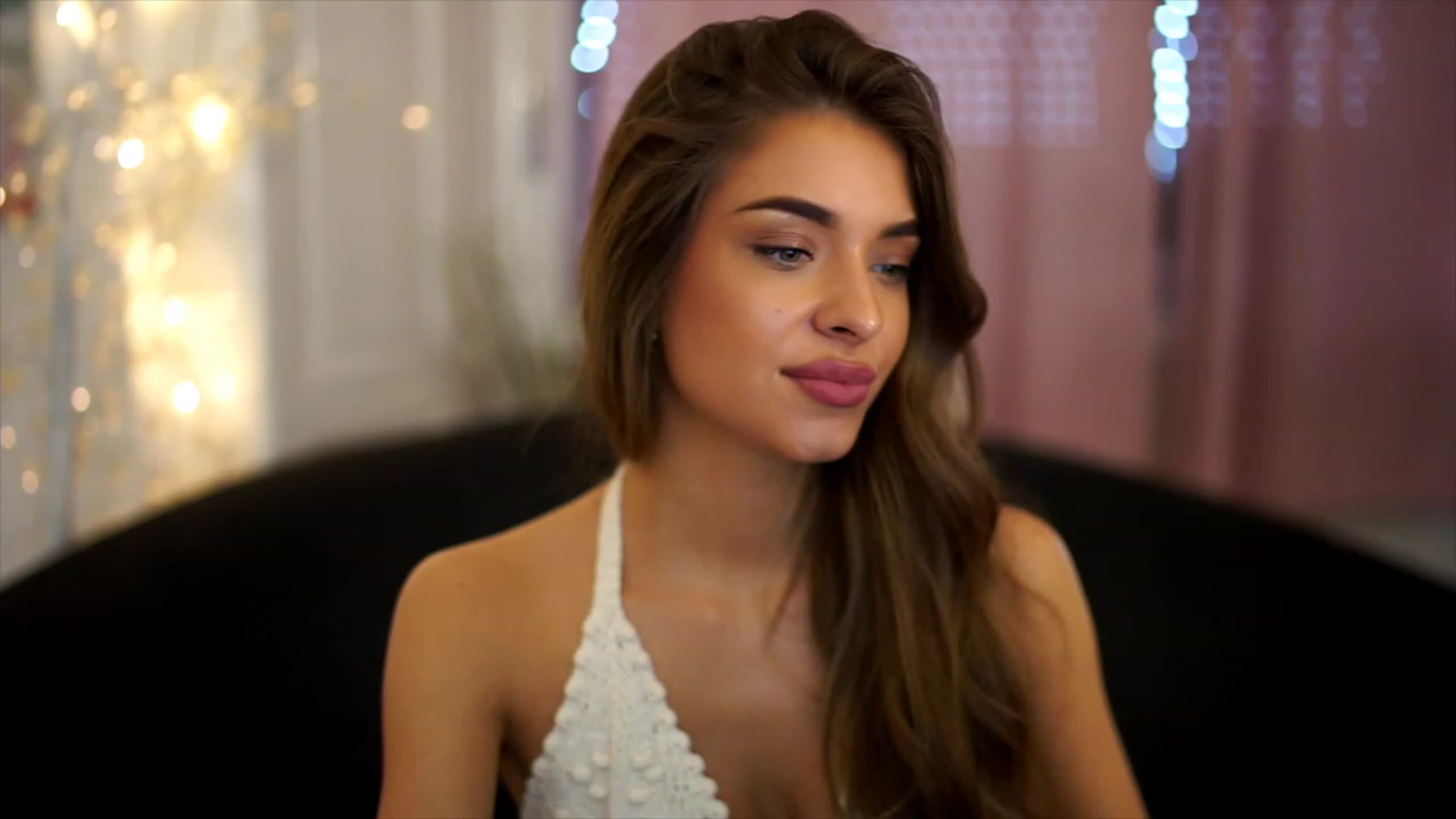 Gallery image thumbnail from Autumn_Falls's myfreecams stream on, 07/15/2023, 15:35 image 1 of 20