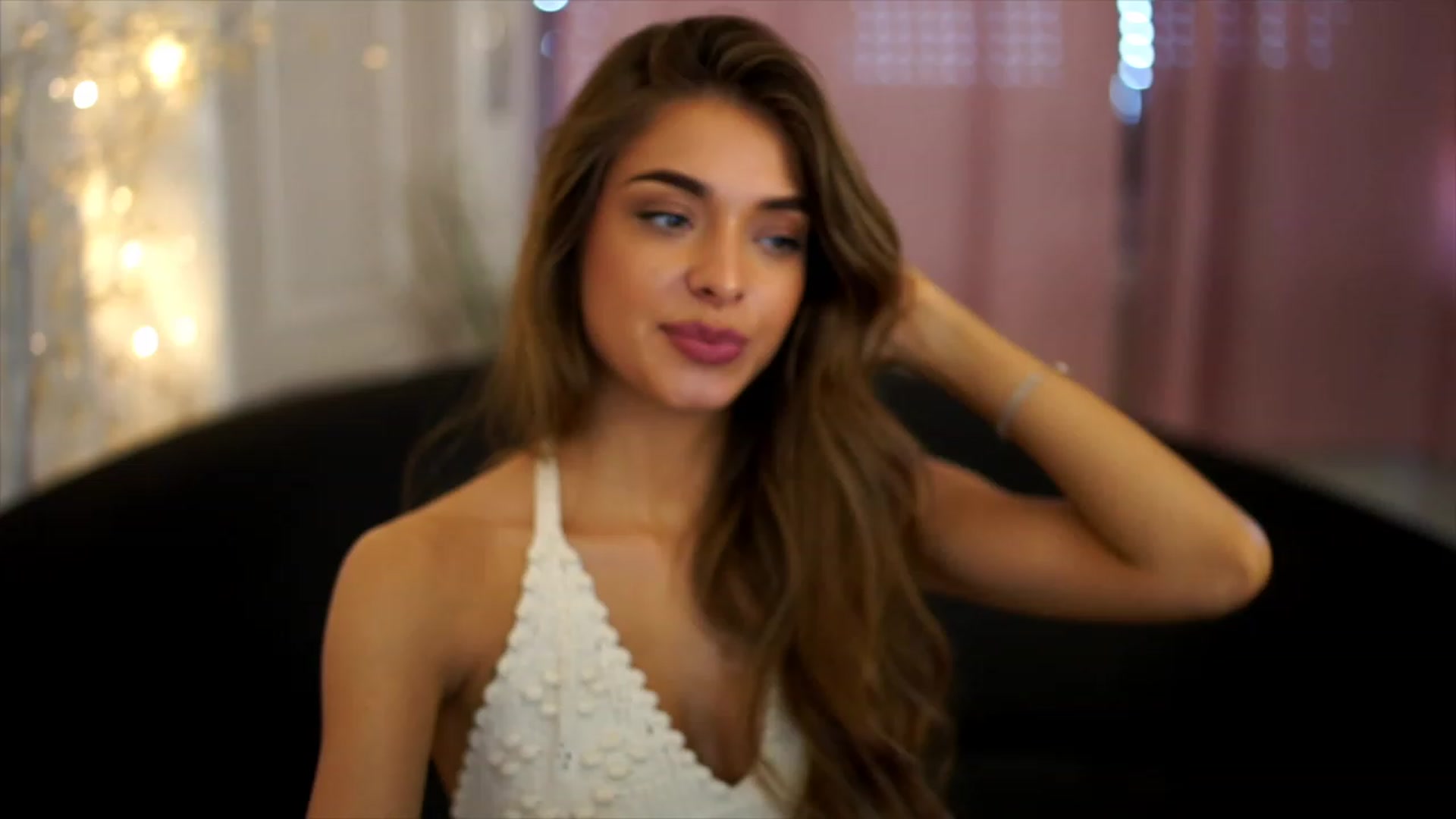Gallery image thumbnail from Autumn_Falls's myfreecams stream on, 07/15/2023, 15:35 image 15 of 20