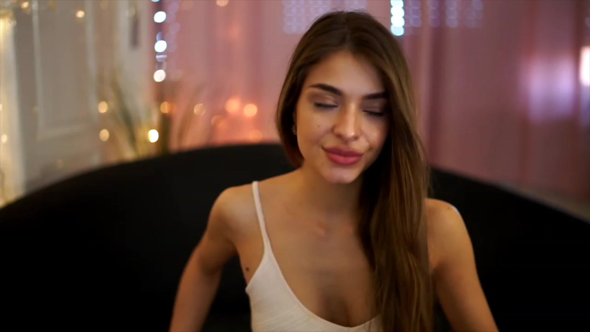 Gallery image thumbnail from Autumn_Falls's myfreecams stream on, 07/23/2023, 15:33 image 20 of 20