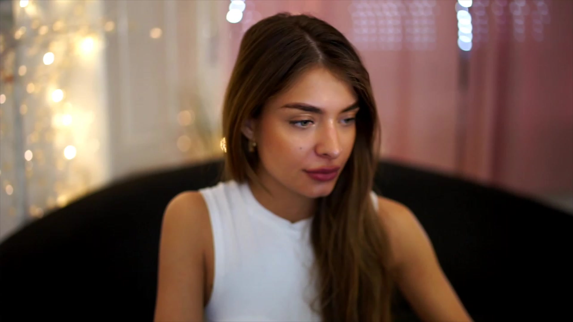 Gallery image thumbnail from Autumn_Falls's myfreecams stream on, 07/25/2023, 14:42 image 2 of 20