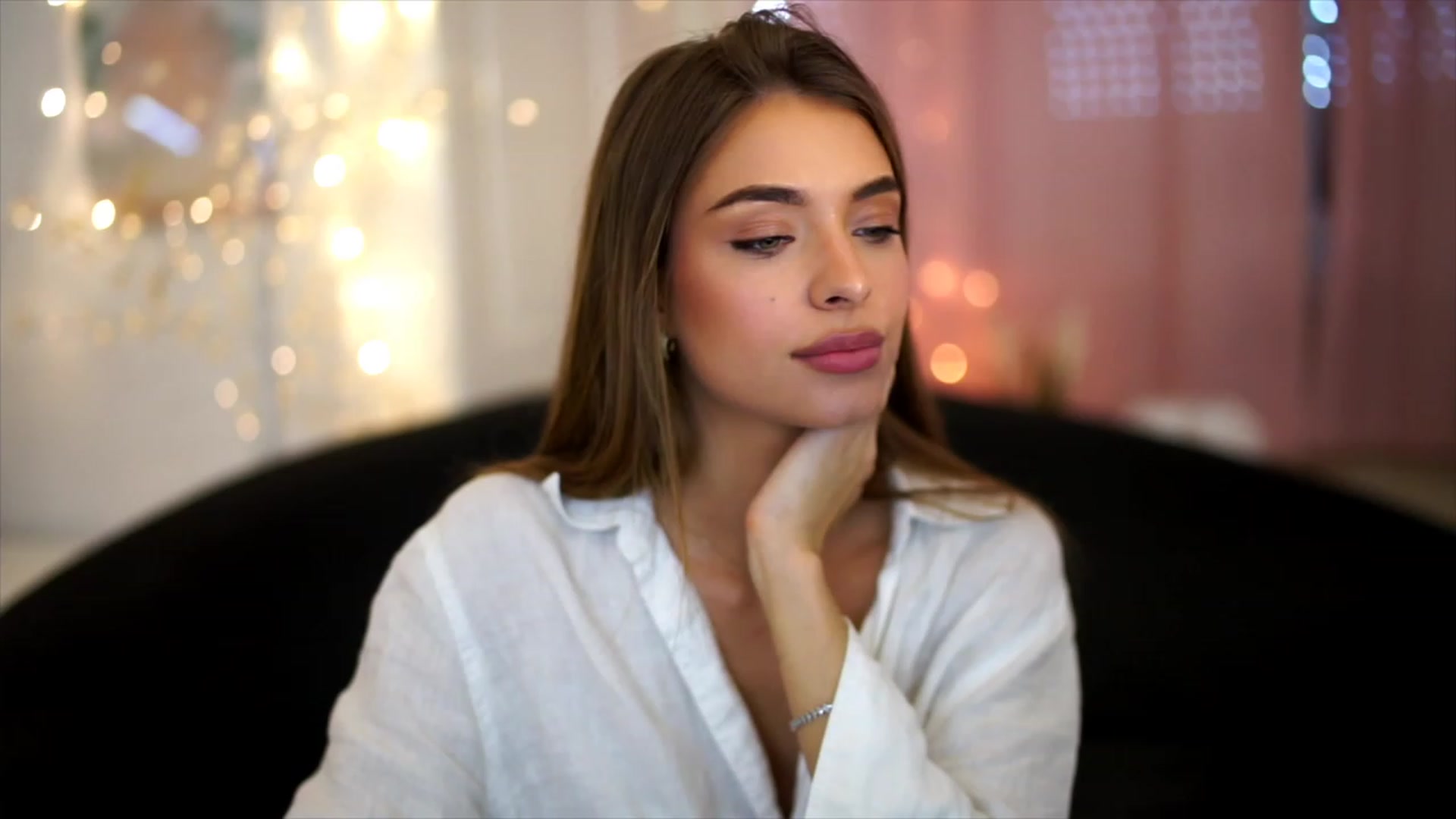 Gallery image thumbnail from Autumn_Falls's myfreecams stream on, 07/27/2023, 13:45 image 6 of 20