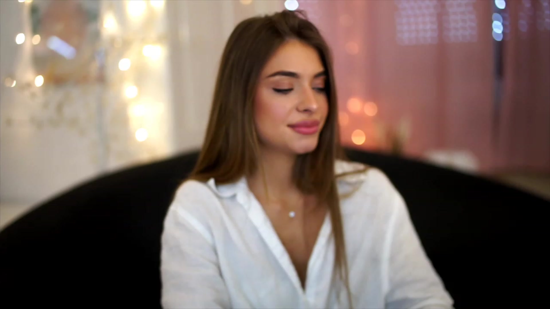 Gallery image thumbnail from Autumn_Falls's myfreecams stream on, 07/27/2023, 13:45 image 13 of 20