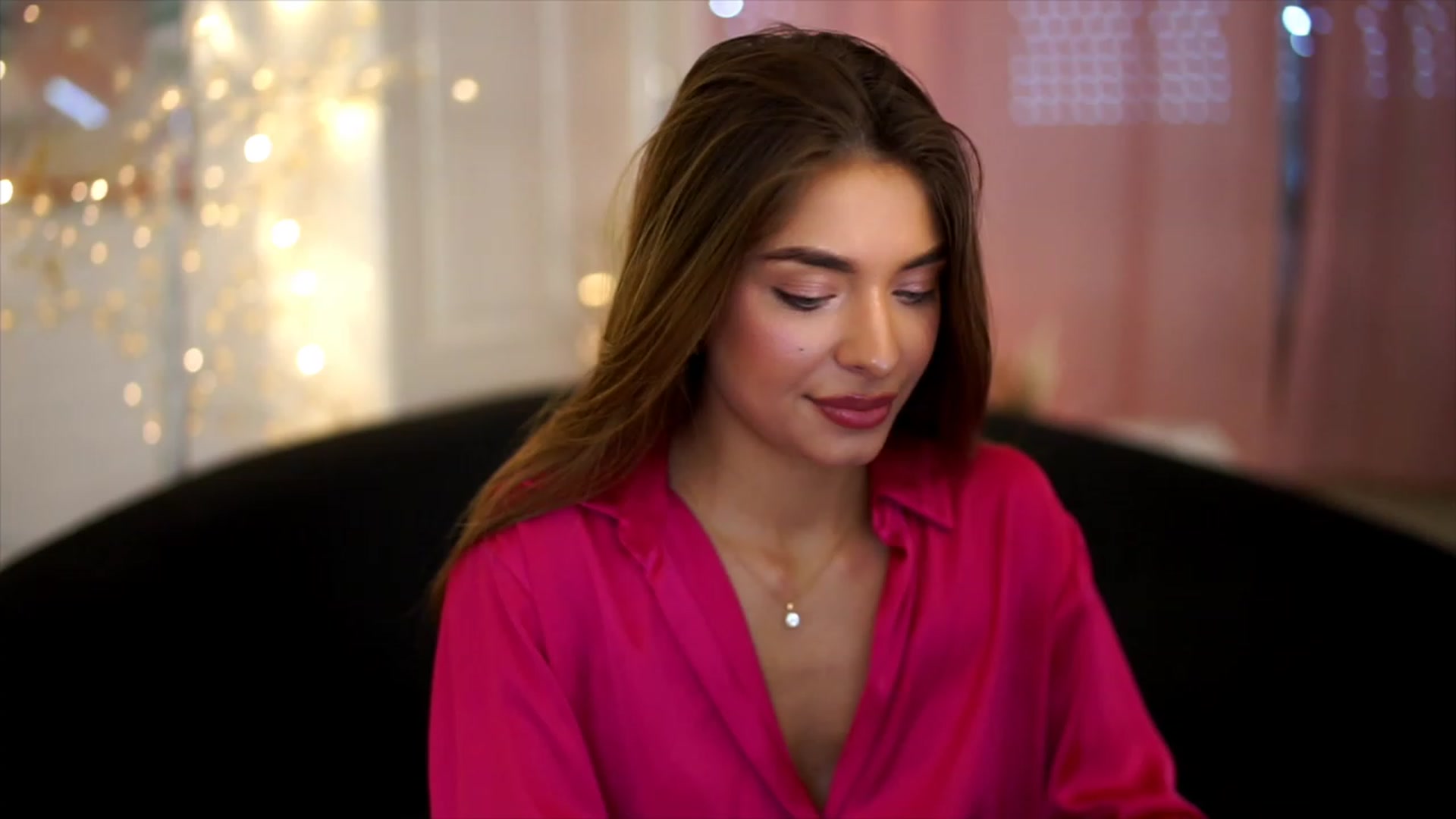 Gallery image thumbnail from Autumn_Falls's myfreecams stream on, 07/28/2023, 13:43 image 6 of 20