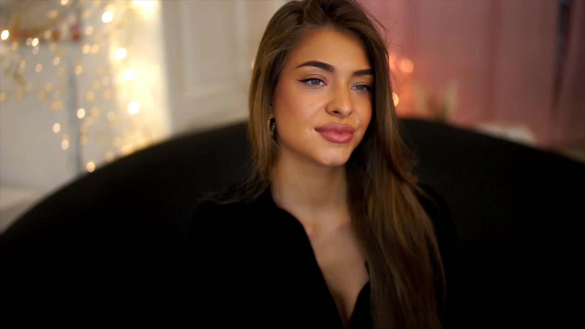 Gallery image thumbnail from Autumn_Falls's myfreecams stream on, 08/06/2023, 12:29 image 3 of 20