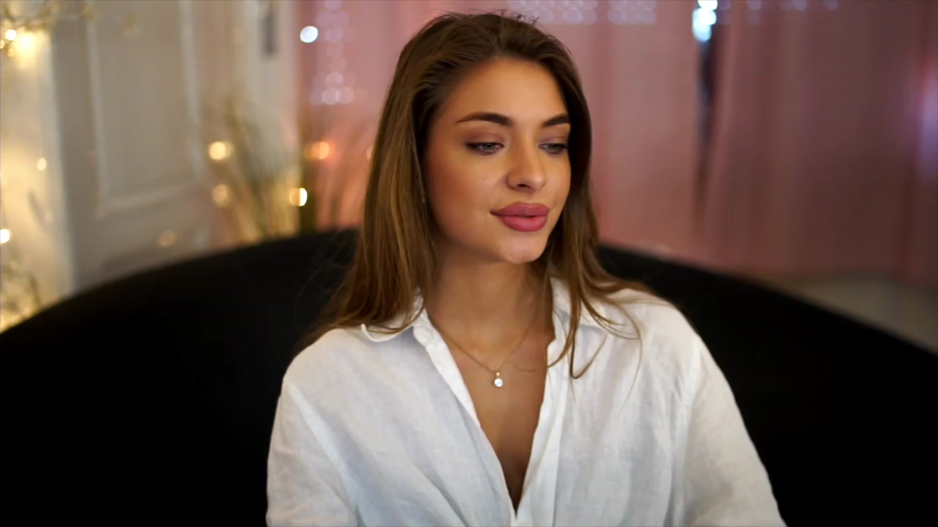 Gallery image thumbnail from Autumn_Falls's myfreecams stream on, 08/11/2023, 16:28 image 6 of 20