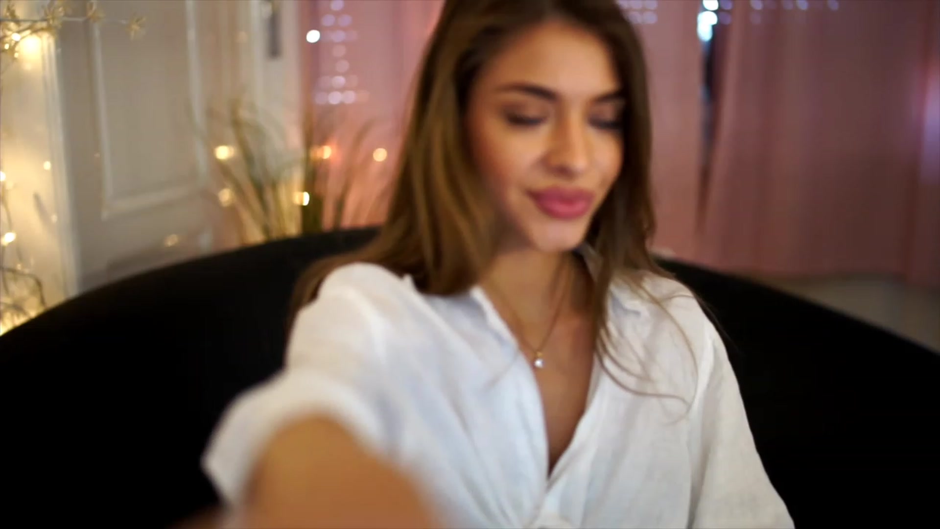 Gallery image thumbnail from Autumn_Falls's myfreecams stream on, 08/11/2023, 16:28 image 5 of 20